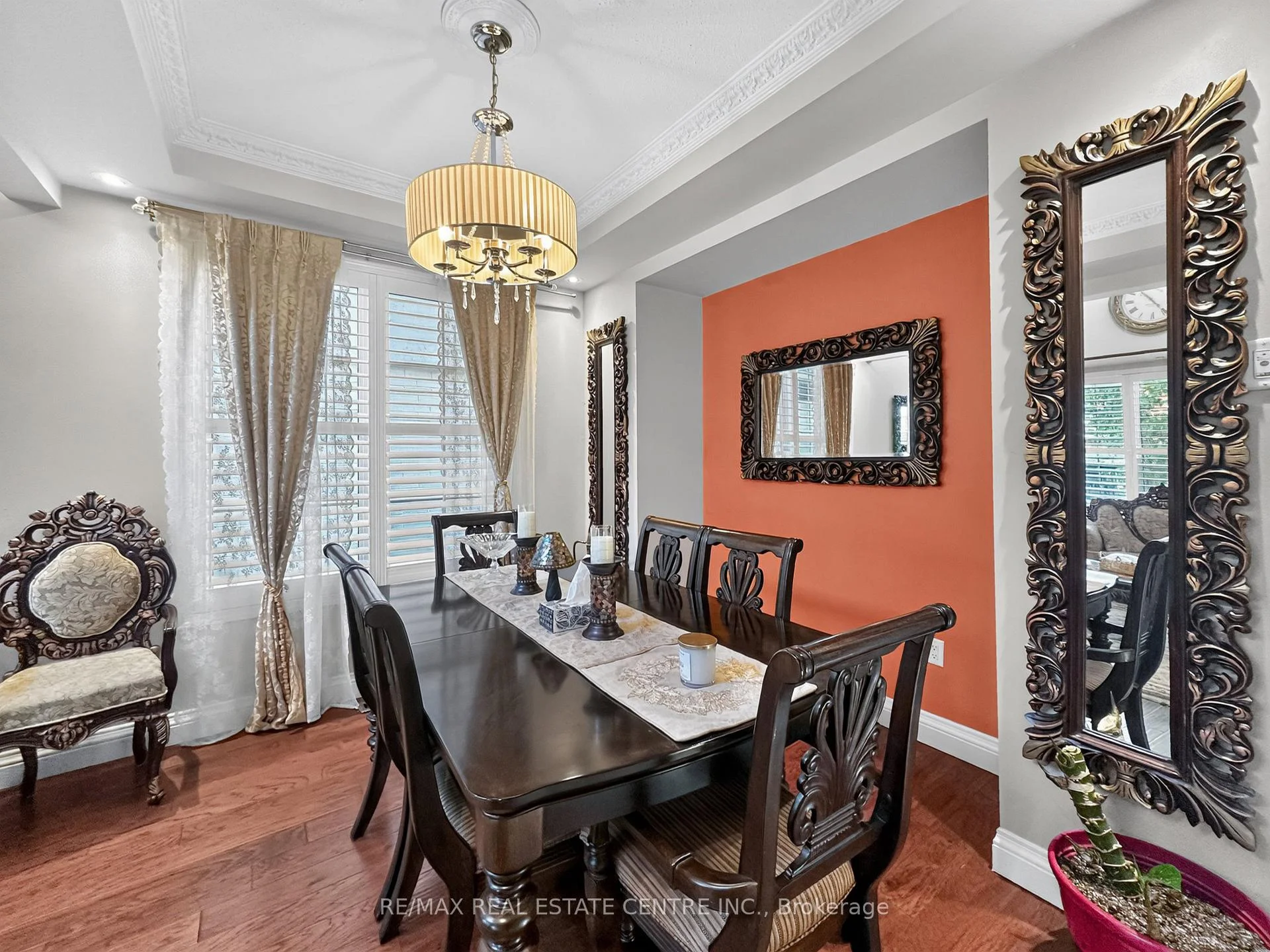 Photo 10 of 266 Fennamore Terrace, Milton, Harrison — HOMEH