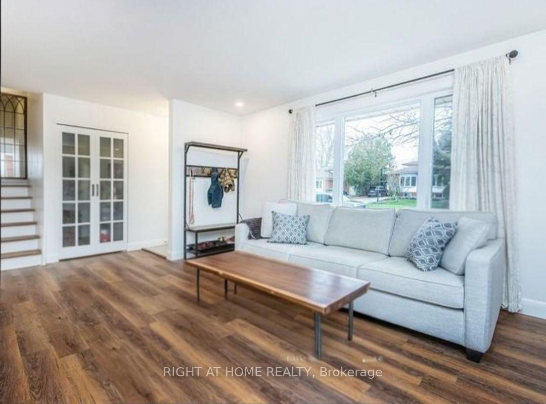 Photo 2 of Unit Upper Unit, 90 Chapple Hill Road S, London, North F — HOMEH