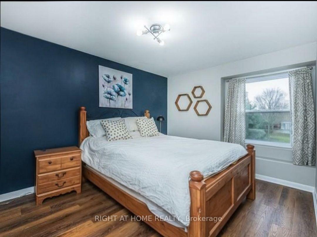 Photo 9 of Unit Upper Unit, 90 Chapple Hill Road S, London, North F — HOMEH
