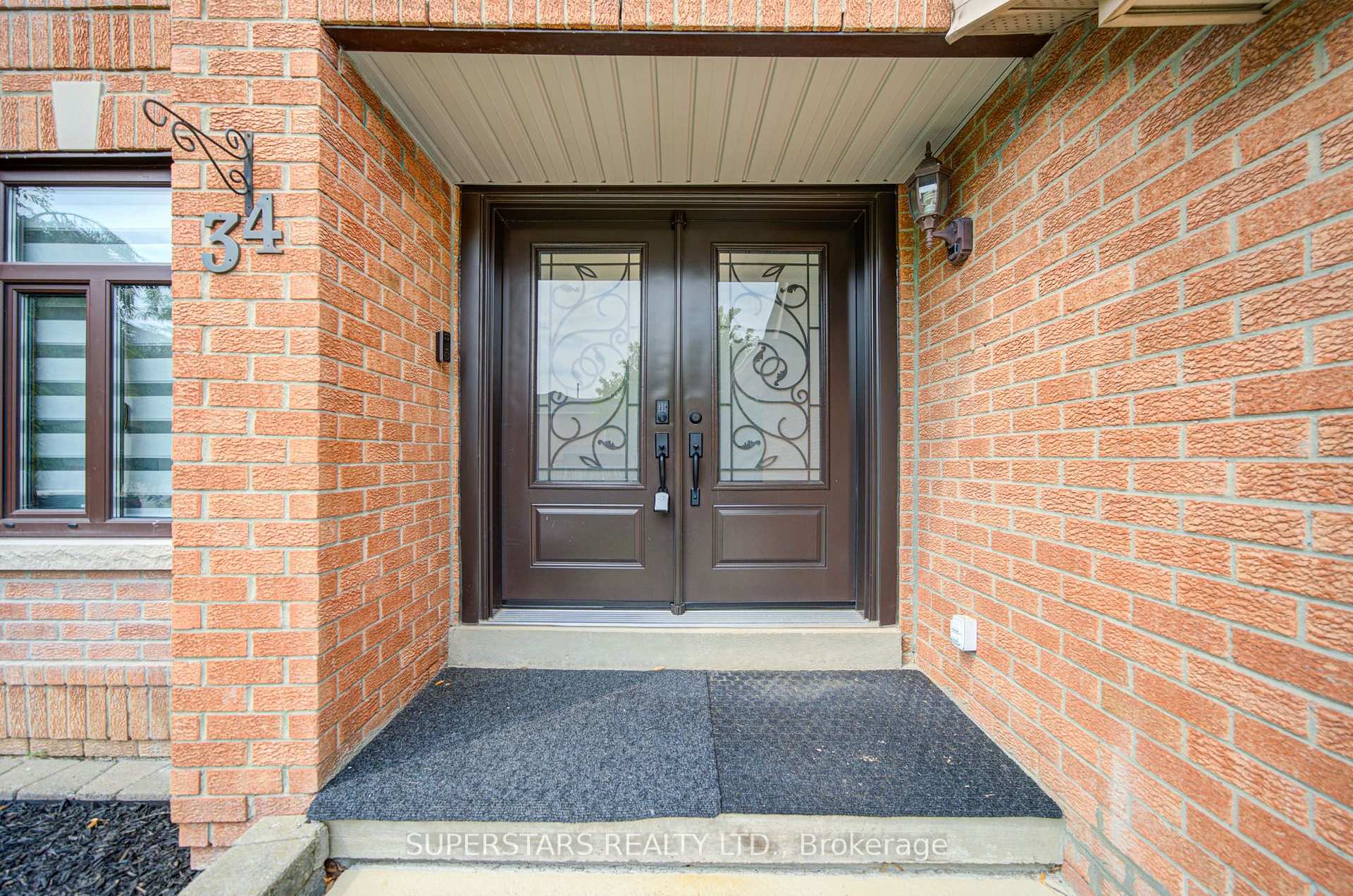 Photo 5 of 34 Loweswater Avenue, Markham, Unionville — HOMEH
