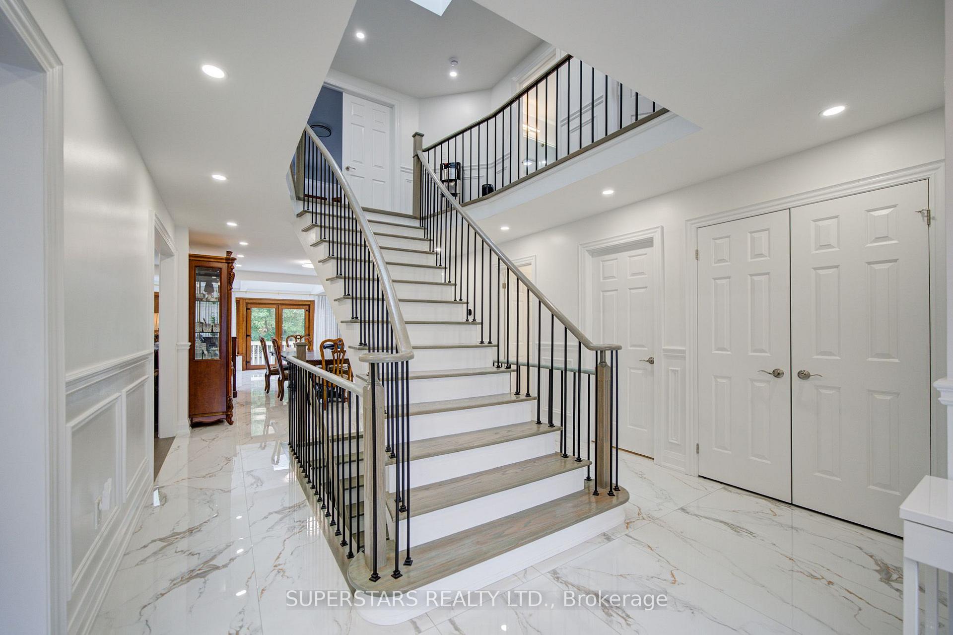 Photo 7 of 34 Loweswater Avenue, Markham, Unionville — HOMEH