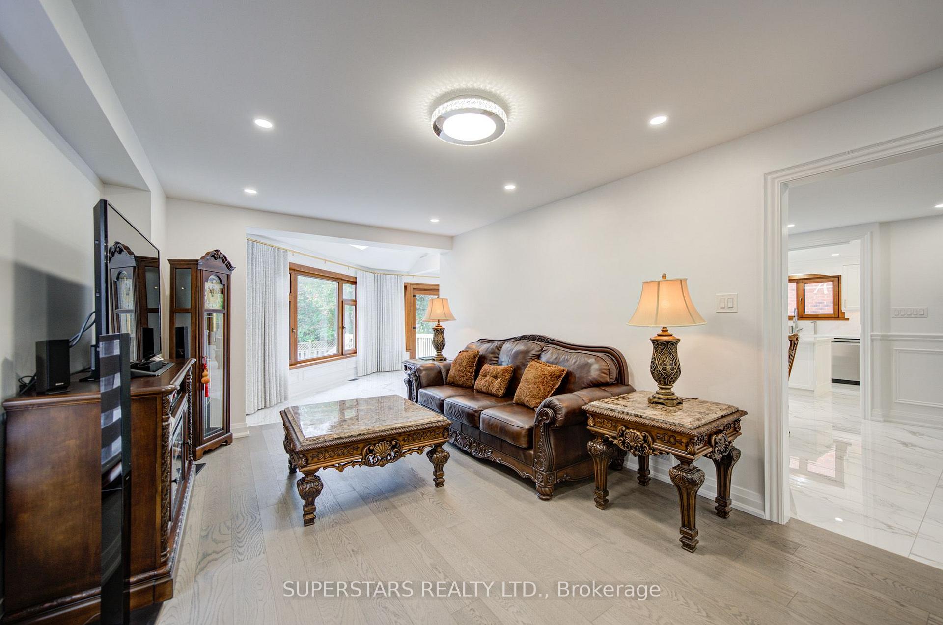 Photo 15 of 34 Loweswater Avenue, Markham, Unionville — HOMEH