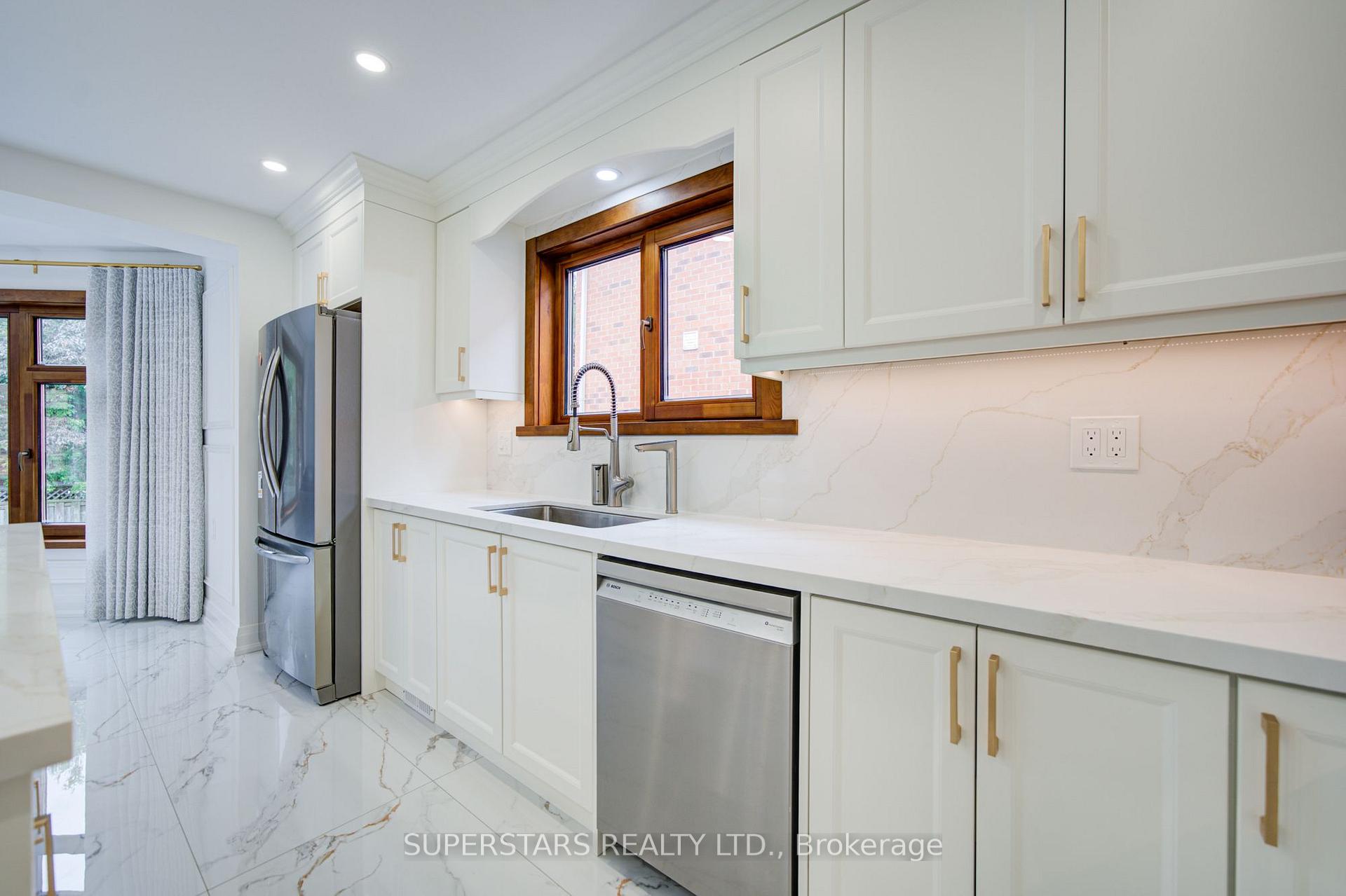 Photo 39 of 34 Loweswater Avenue, Markham, Unionville — HOMEH