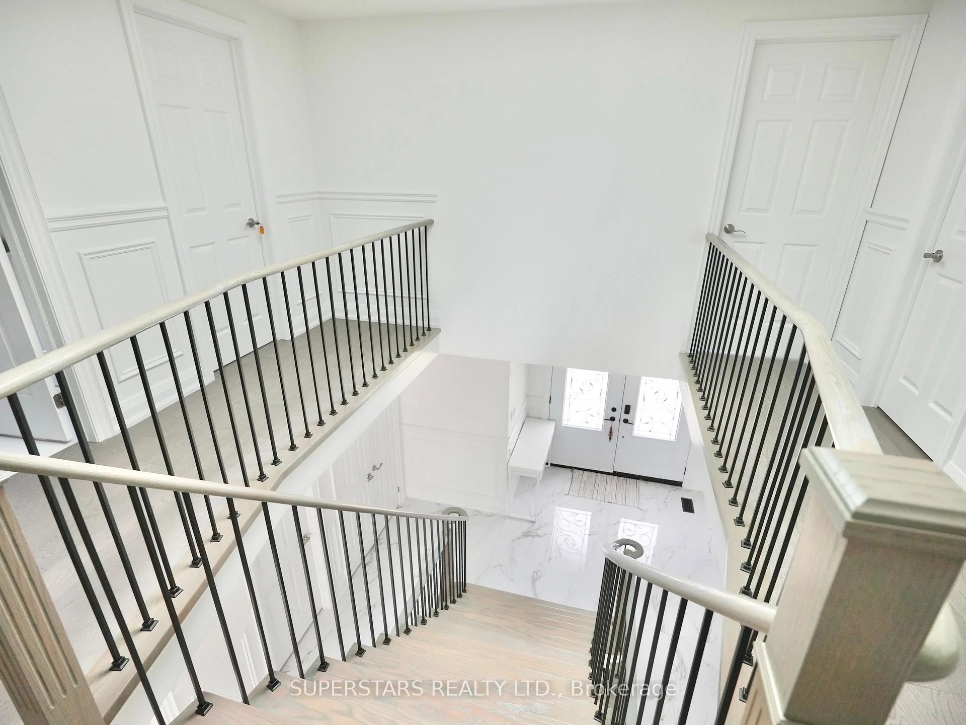 Photo 12 of 34 Loweswater Avenue, Markham, Unionville — HOMEH