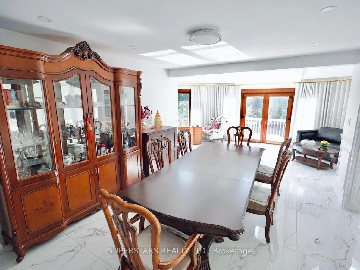 Photo 22 of 34 Loweswater Avenue, Markham, Unionville — HOMEH
