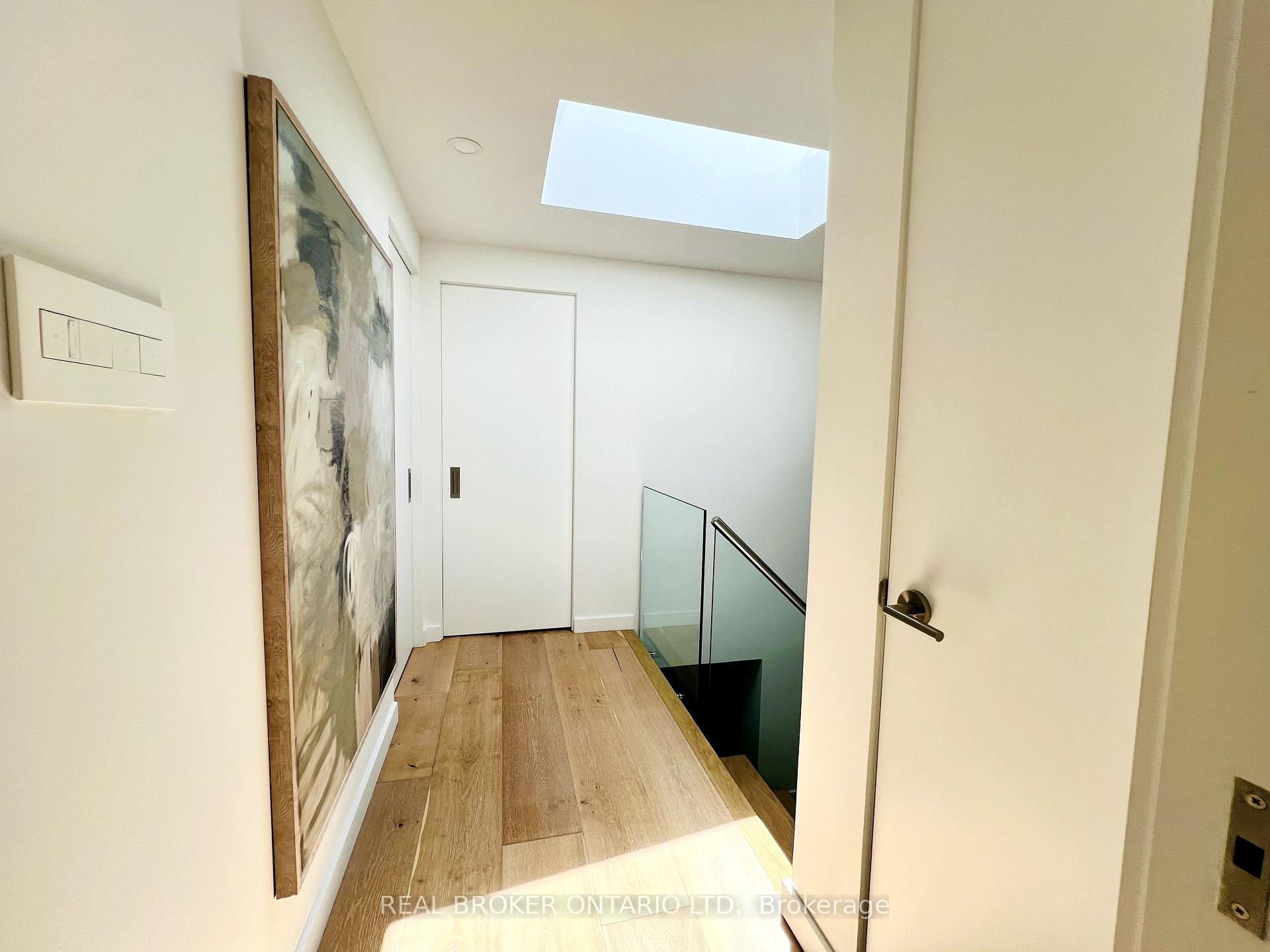 Photo 10 of 51 Castlemere Crescent, Scarborough, L'Amoreaux — HOMEH