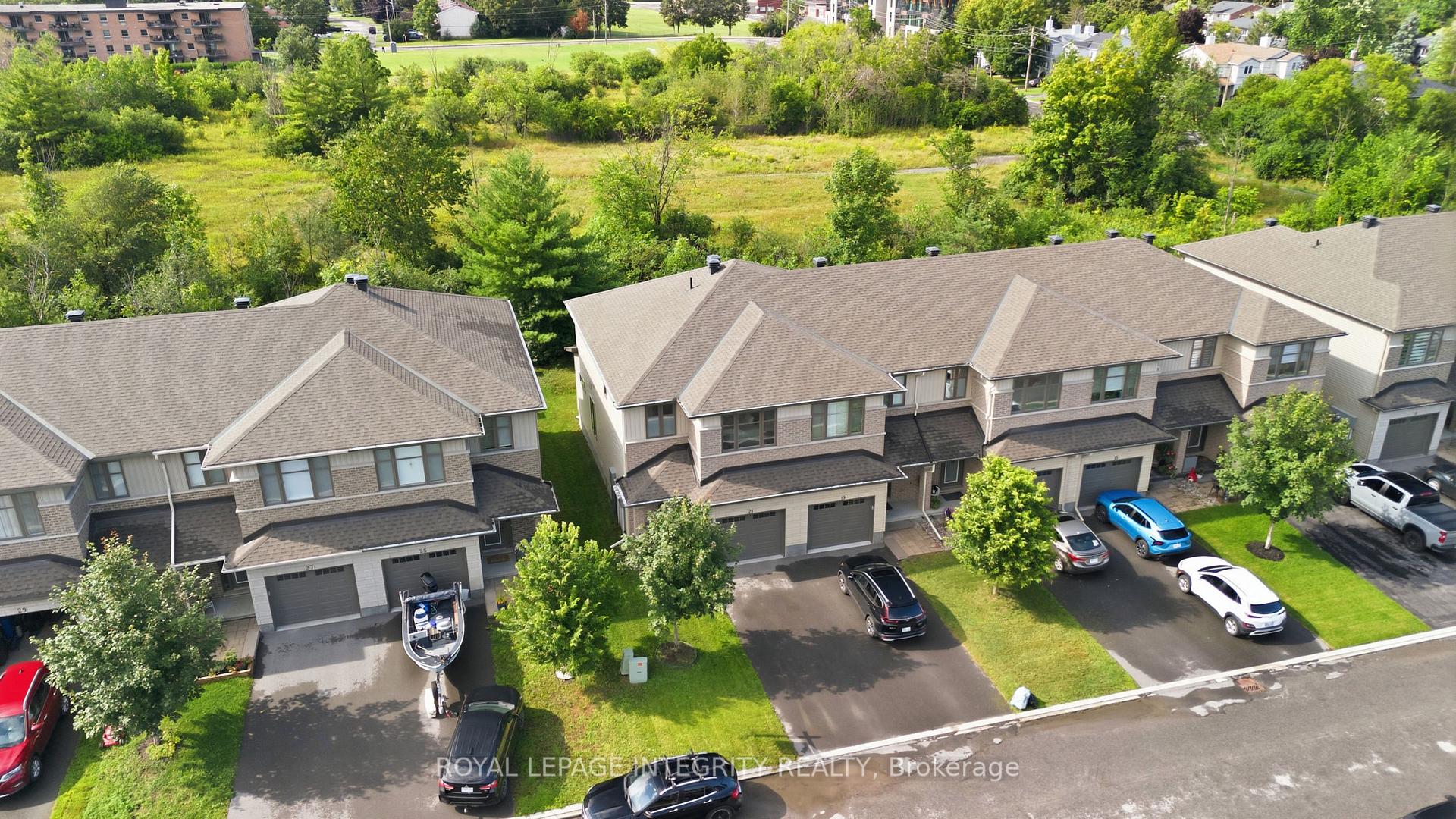 Photo 2 of 21 Taber Street, Carleton Place, Carleton Place — HOMEH