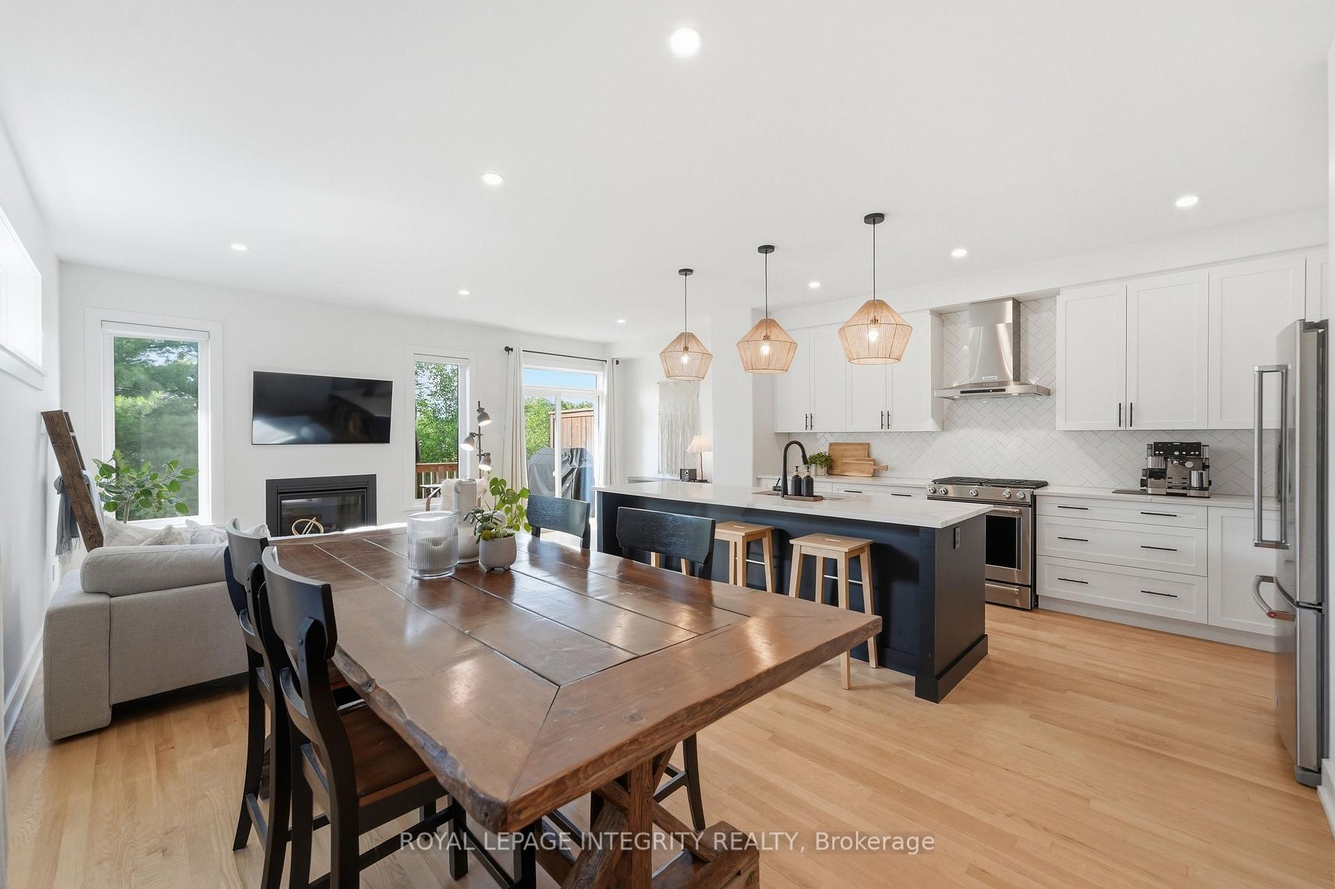 Photo 23 of 21 Taber Street, Carleton Place, Carleton Place — HOMEH