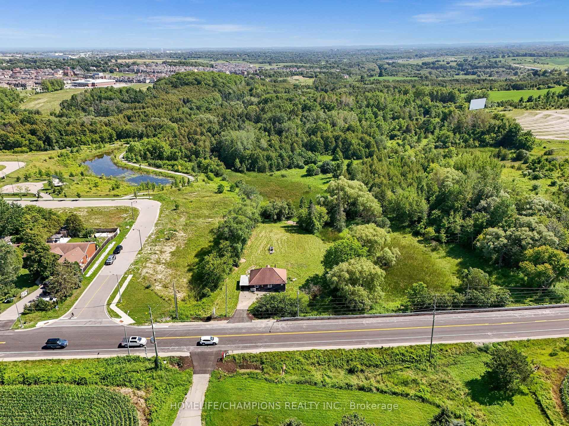 Photo 1 of 997 Mount Albert Road, East Gwillimbury, Rural East Gwillimbury — HOMEH