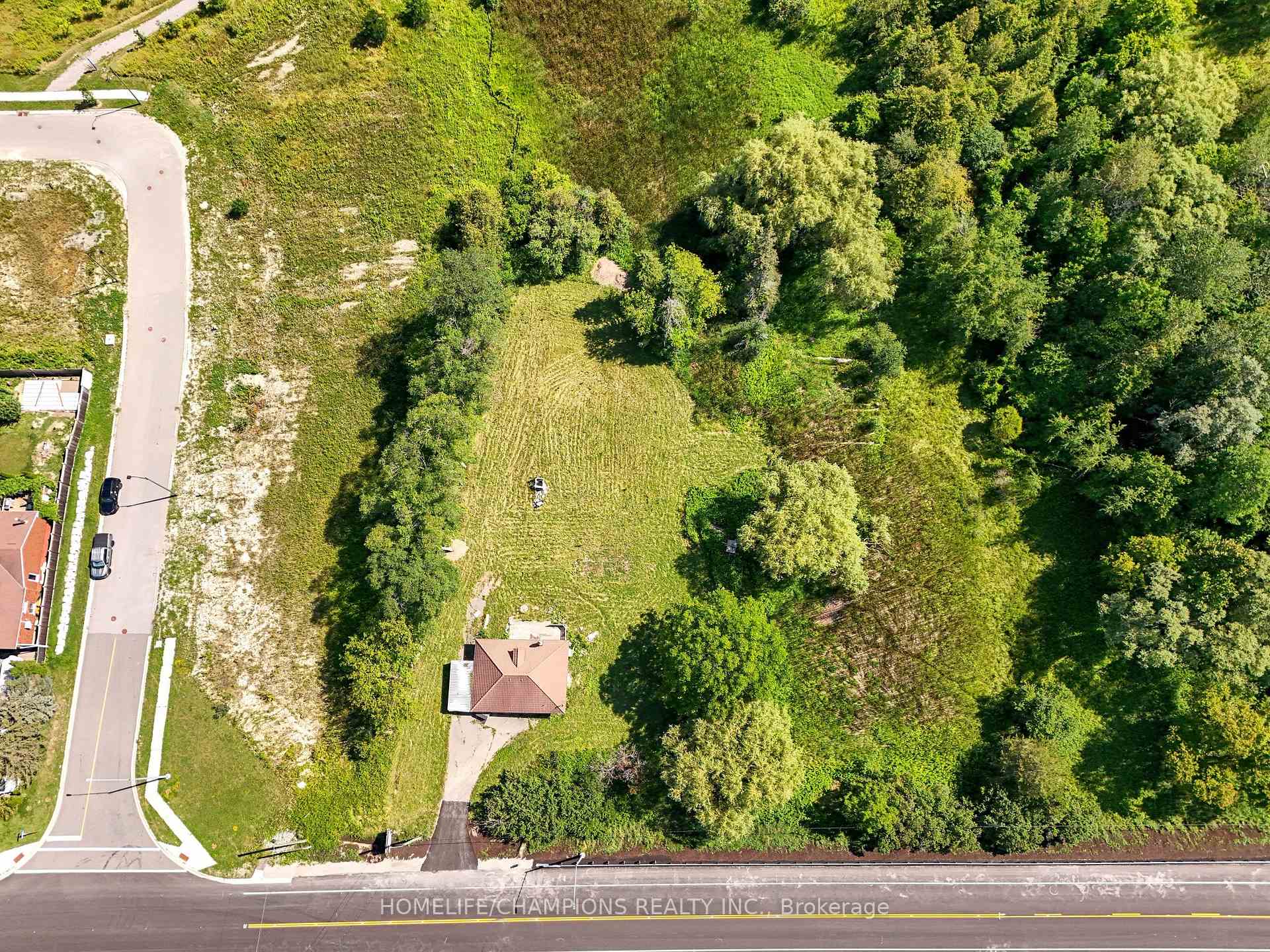 Photo 39 of 997 Mount Albert Road, East Gwillimbury, Rural East Gwillimbury — HOMEH
