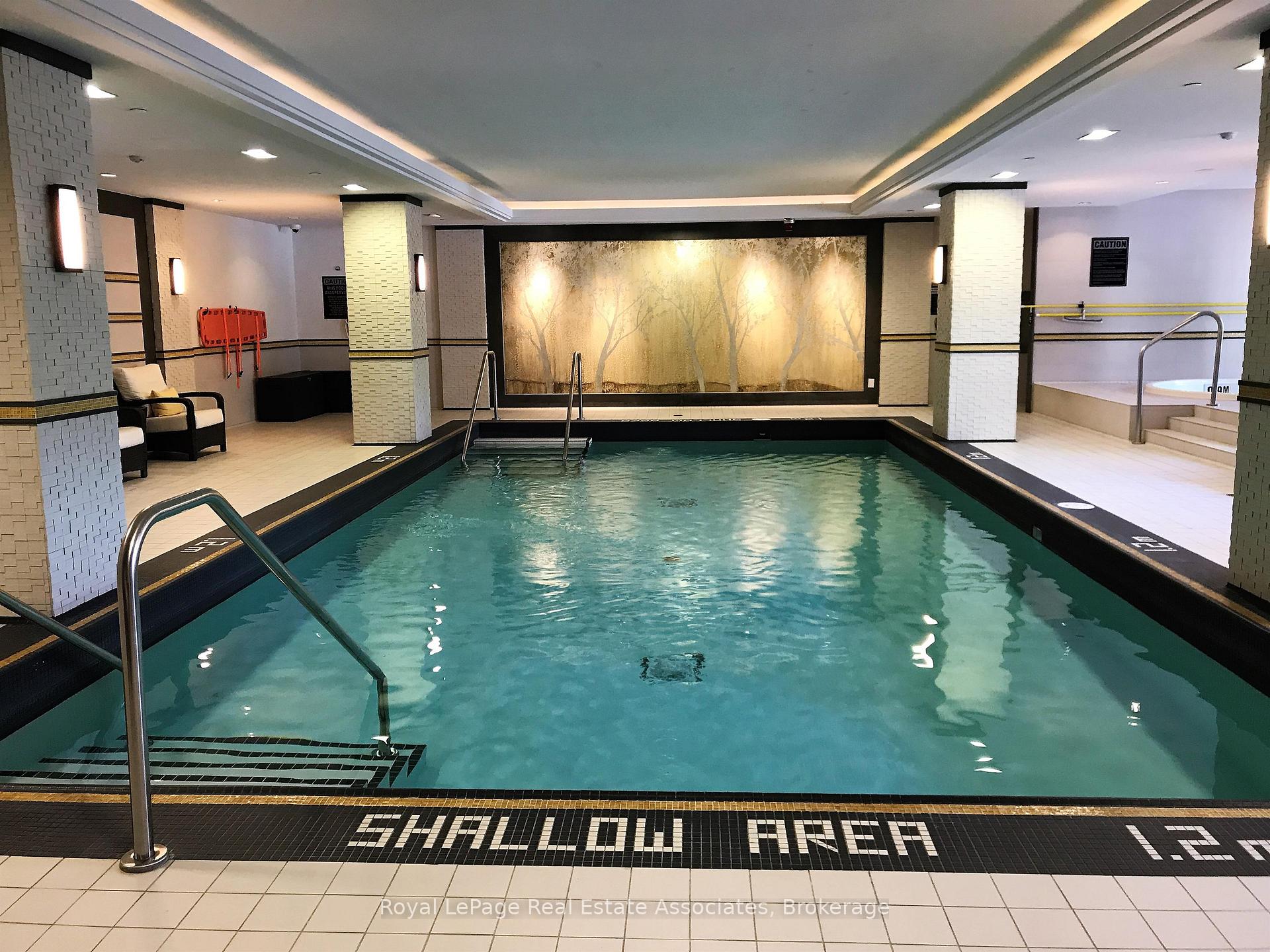 Photo 14 of Unit 816, 1 Old Mill Drive, Toronto, High Park-Swansea — HOMEH