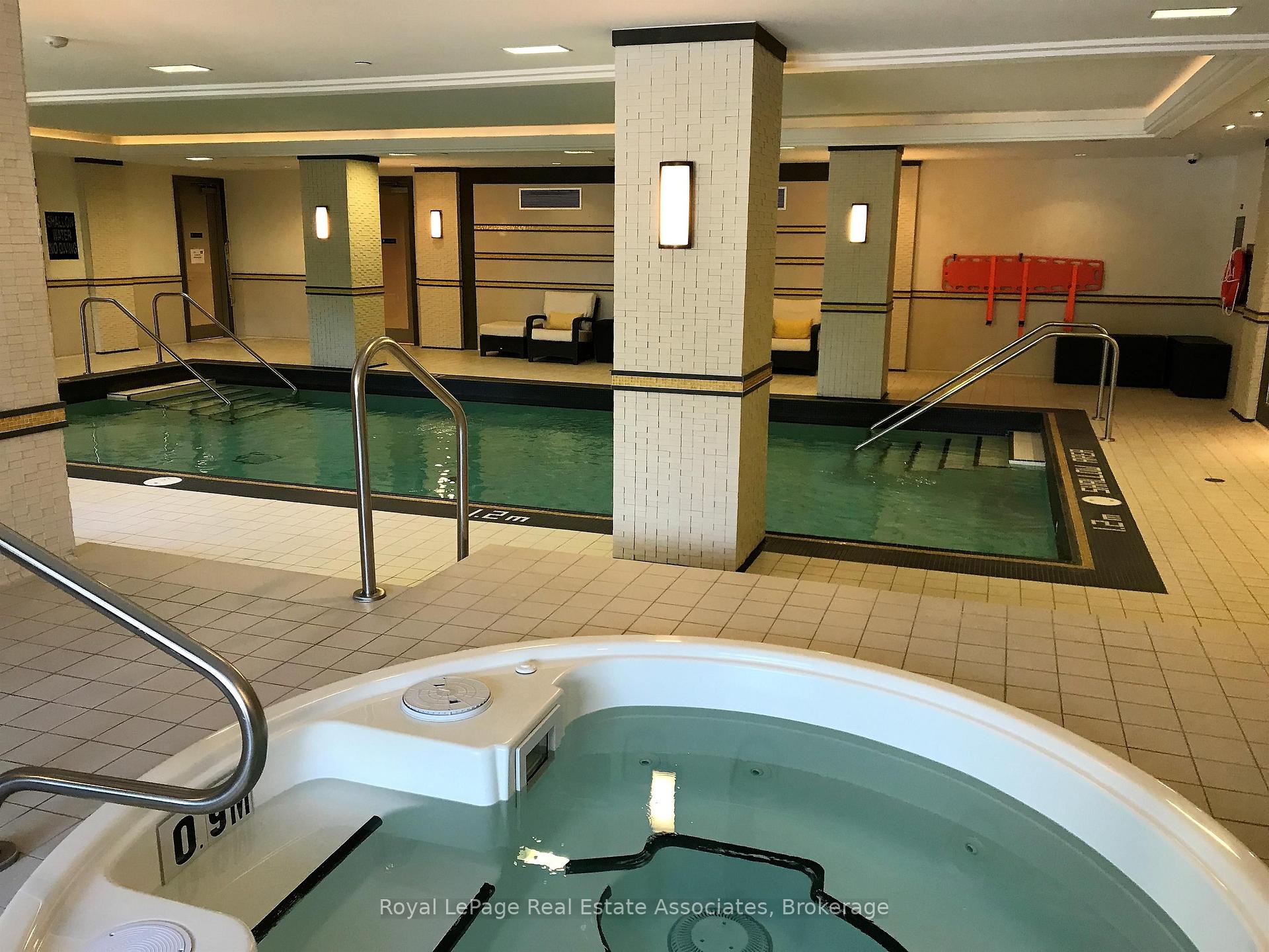 Photo 15 of Unit 816, 1 Old Mill Drive, Toronto, High Park-Swansea — HOMEH