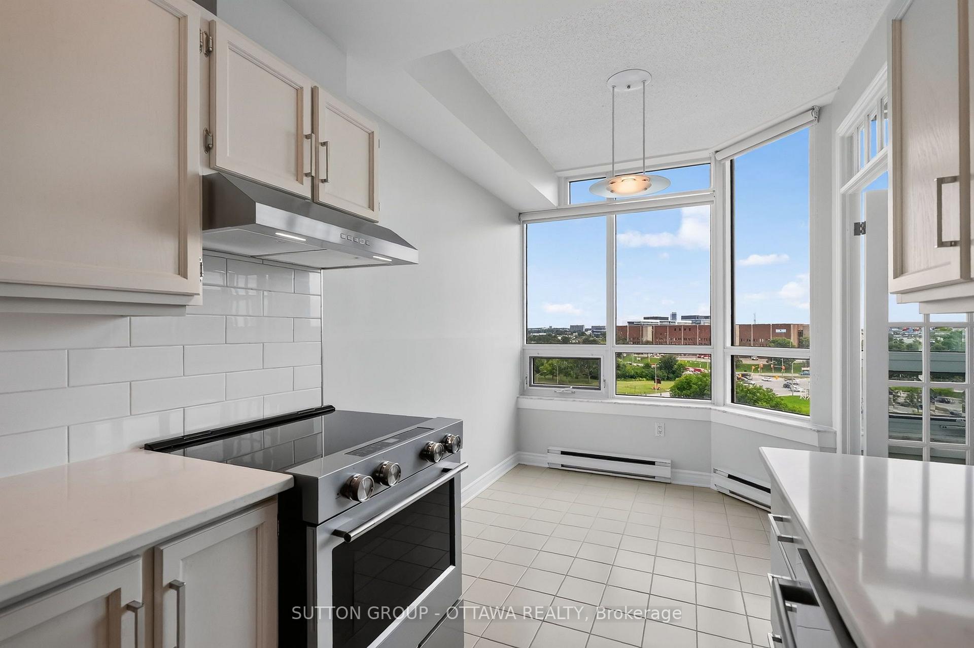 Photo 9 of Unit 803, 1480 Riverside Drive, Ottawa, Riverview Park — HOMEH