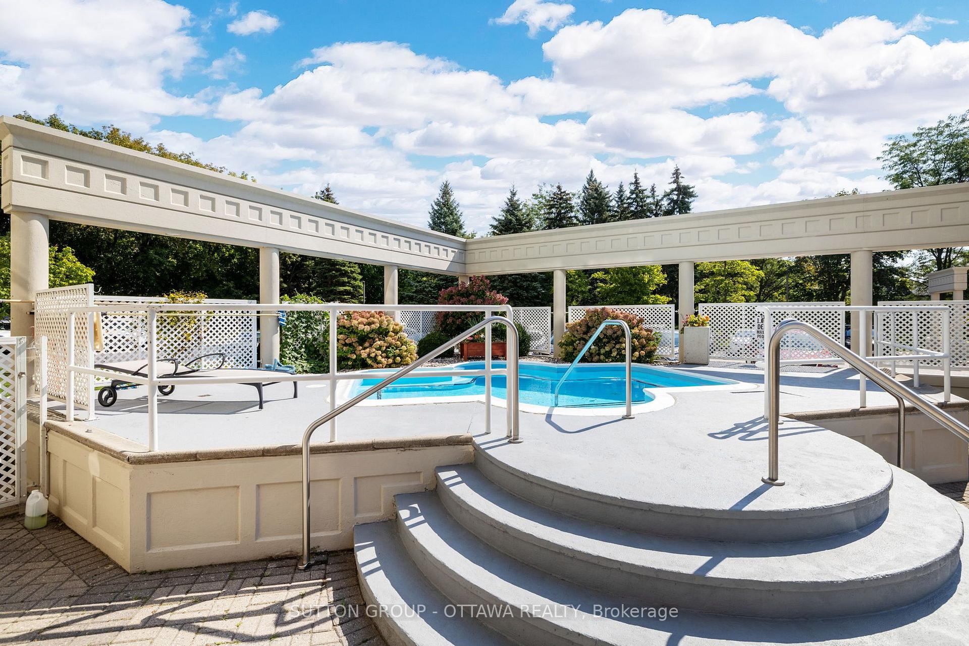 Photo 23 of Unit 803, 1480 Riverside Drive, Ottawa, Riverview Park — HOMEH
