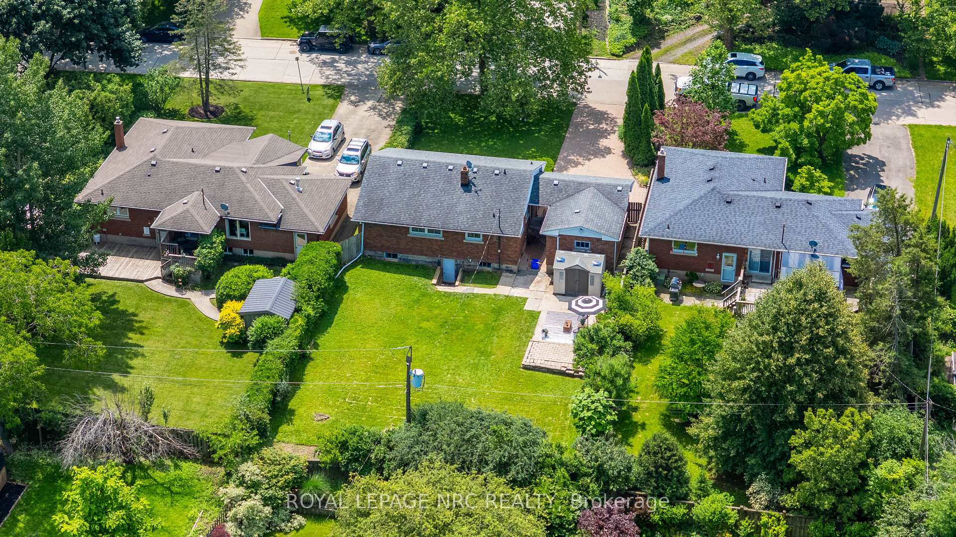 Photo 2 of 179 Woodside Drive, St. Catharines, Glendale/Glenridge — HOMEH