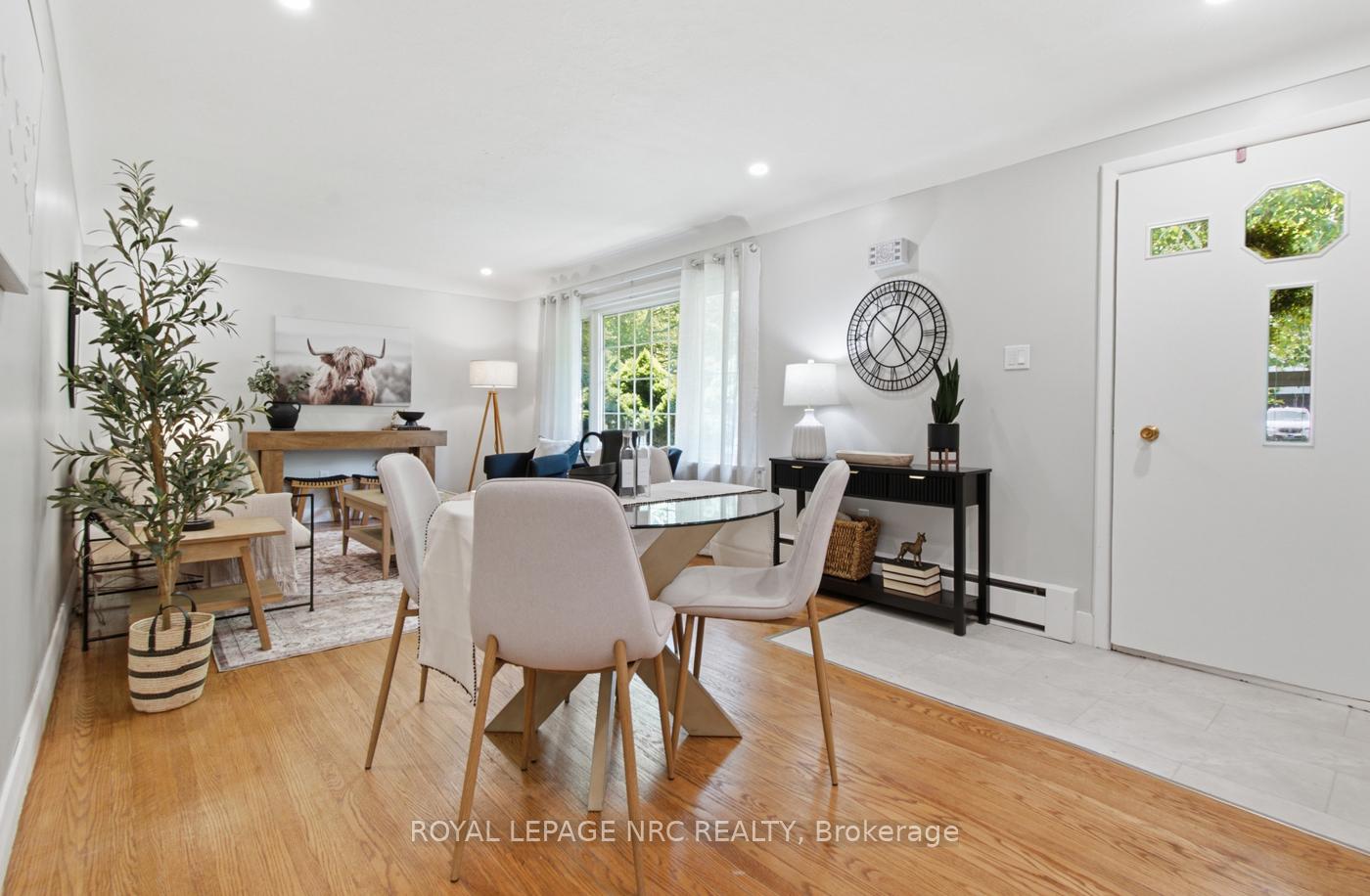 Photo 4 of 179 Woodside Drive, St. Catharines, Glendale/Glenridge — HOMEH