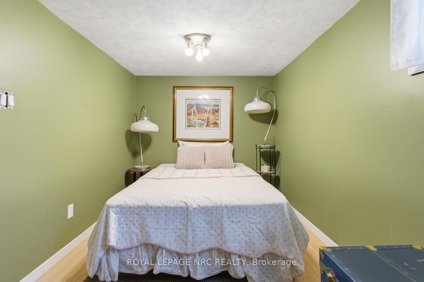Photo 32 of 179 Woodside Drive, St. Catharines, Glendale/Glenridge — HOMEH