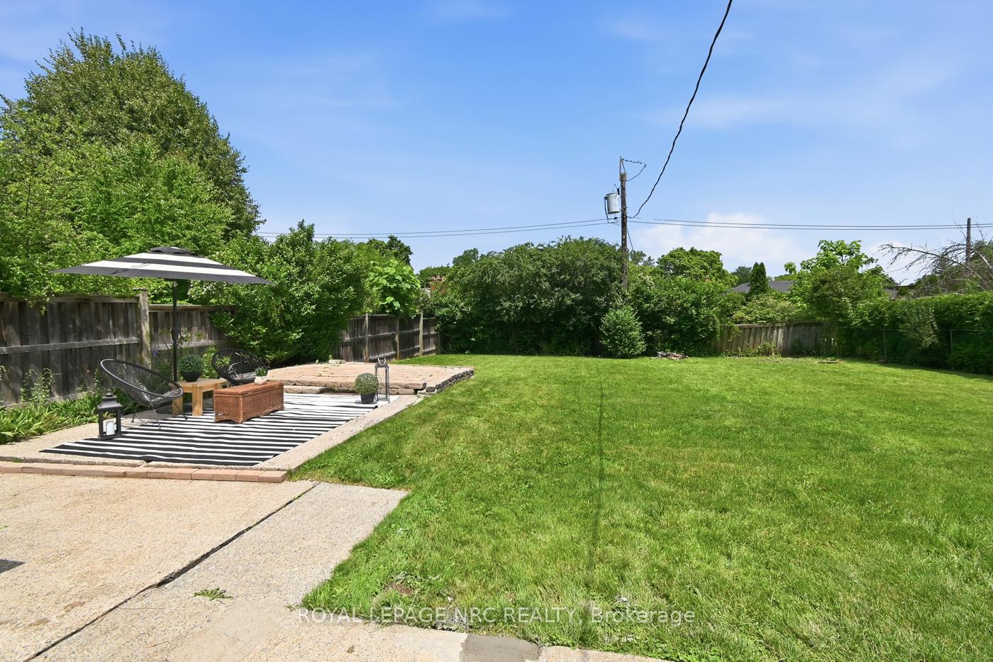 Photo 36 of 179 Woodside Drive, St. Catharines, Glendale/Glenridge — HOMEH