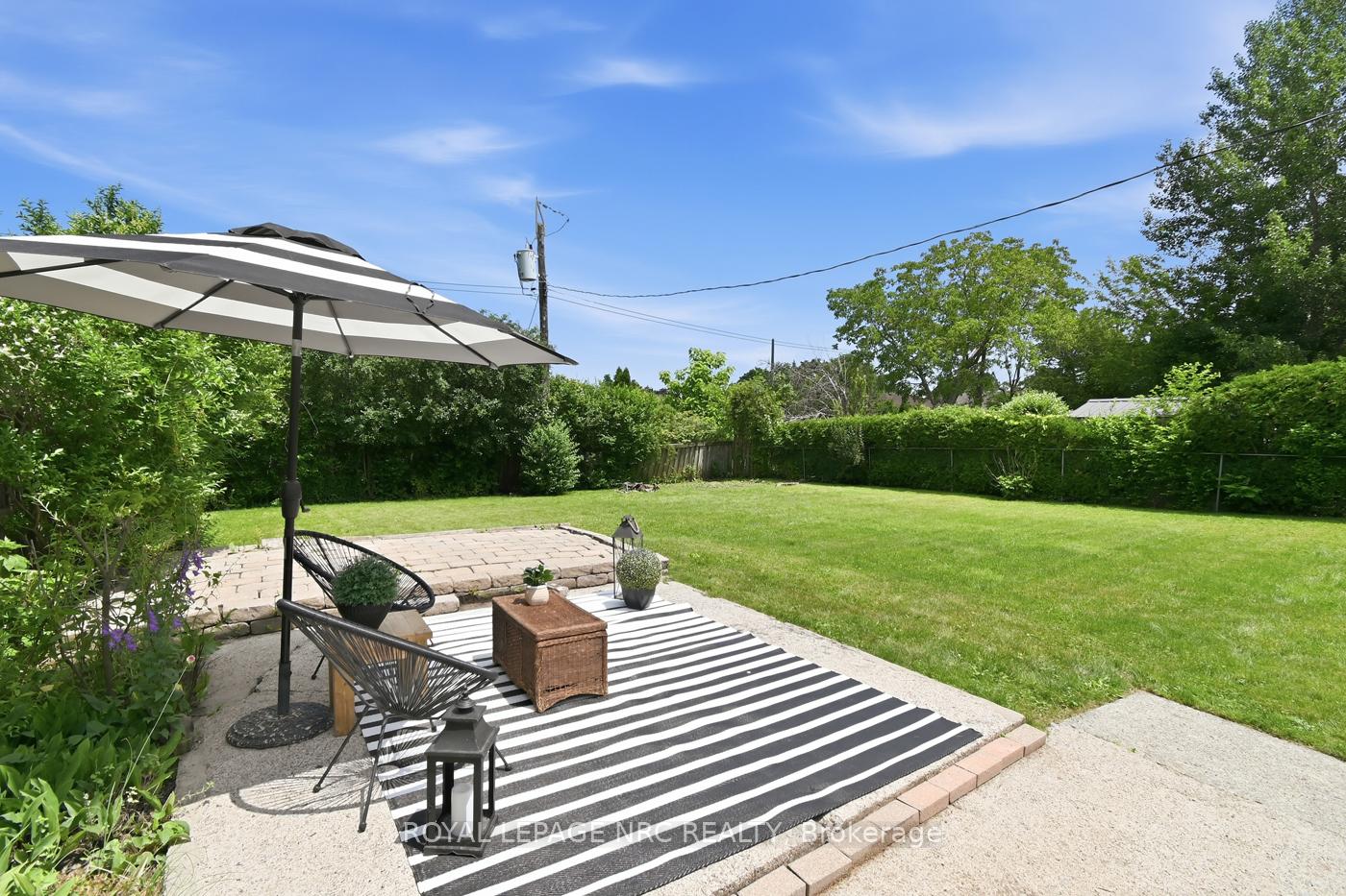 Photo 37 of 179 Woodside Drive, St. Catharines, Glendale/Glenridge — HOMEH