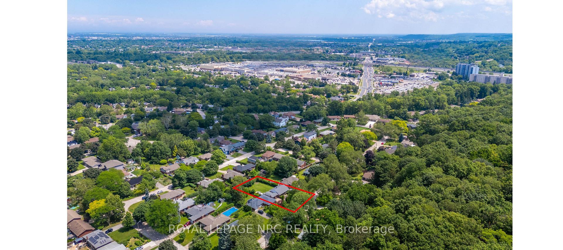 Photo 46 of 179 Woodside Drive, St. Catharines, Glendale/Glenridge — HOMEH