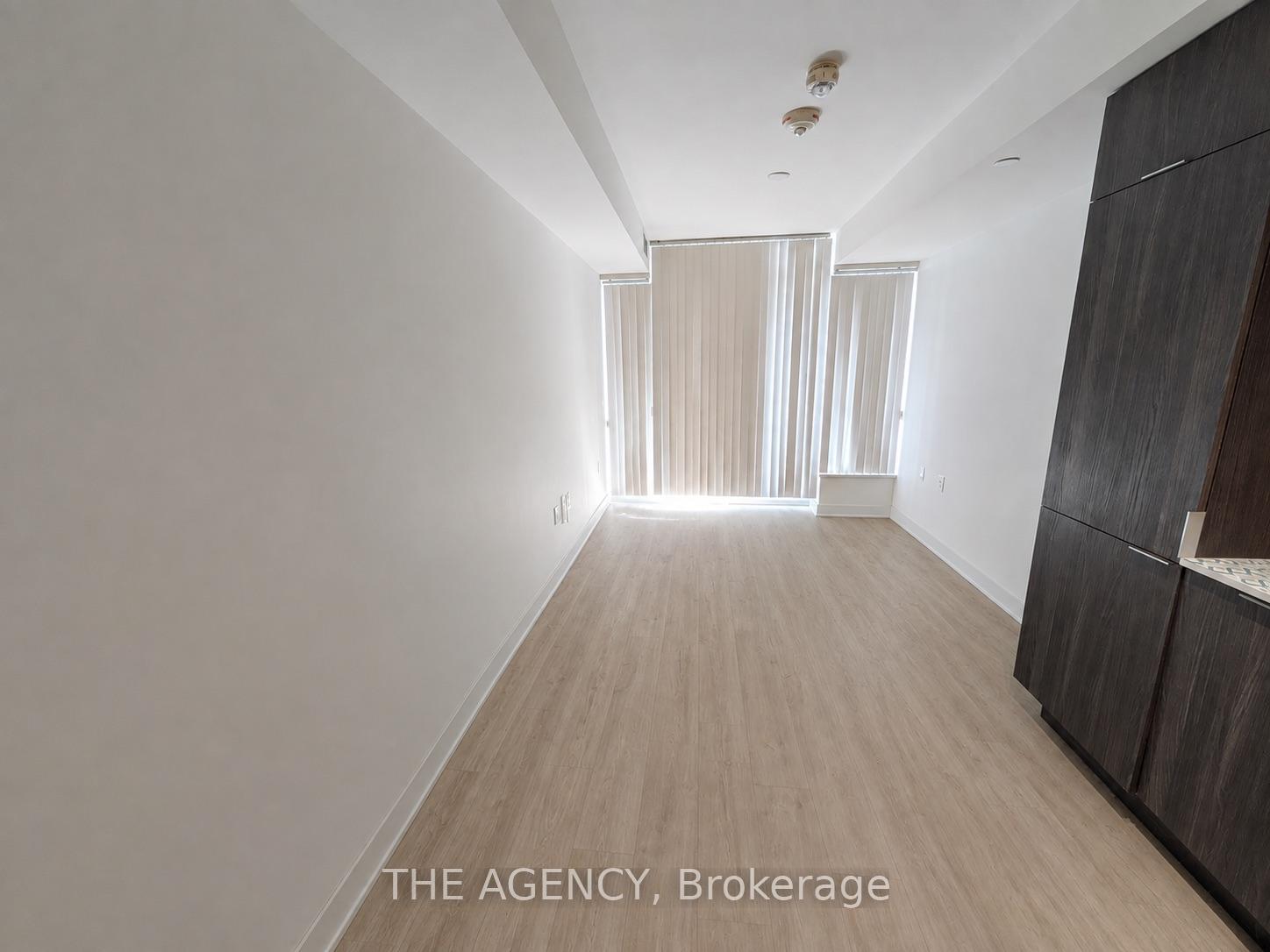 Photo 2 of Unit 1415W, 27 Bathurst Street, Toronto, Waterfront Communities — HOMEH