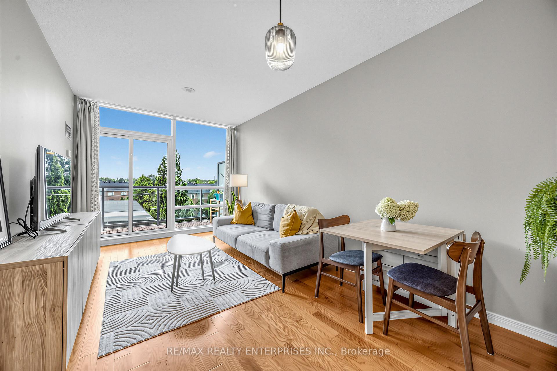 Photo 12 of Unit 304, 15 Legion Road, Etobicoke, Mimico — HOMEH
