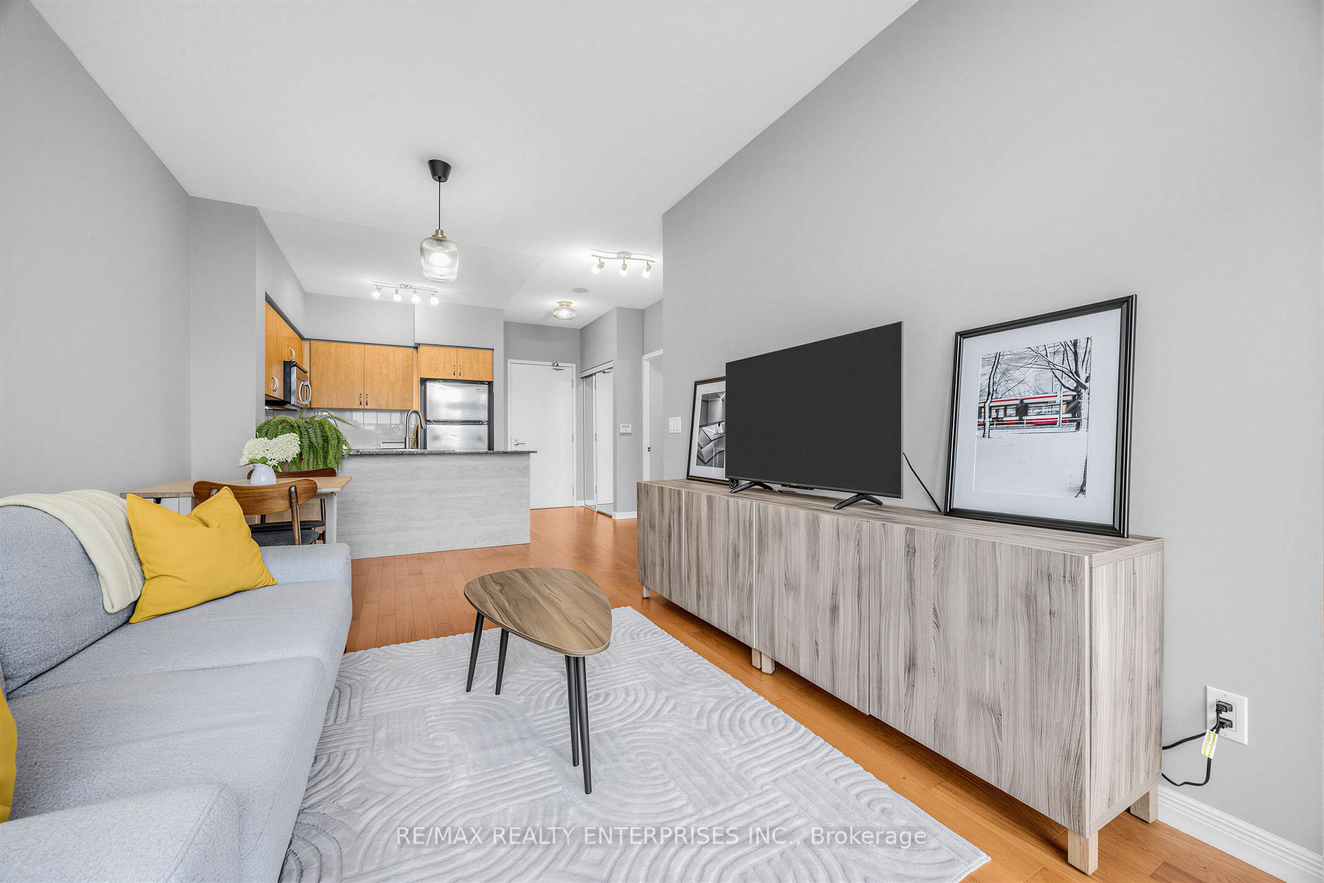 Photo 19 of Unit 304, 15 Legion Road, Etobicoke, Mimico — HOMEH