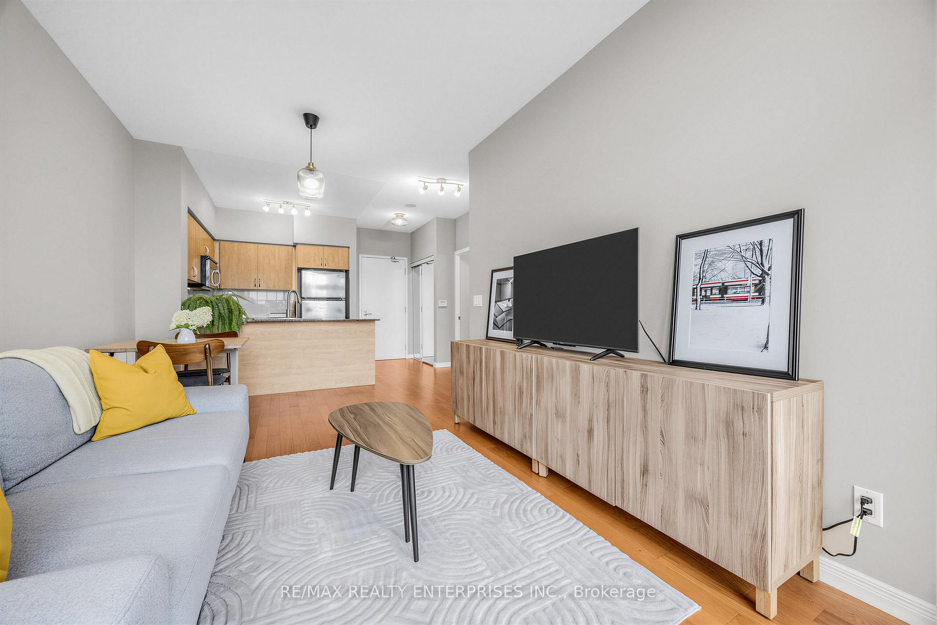 Photo 20 of Unit 304, 15 Legion Road, Etobicoke, Mimico — HOMEH