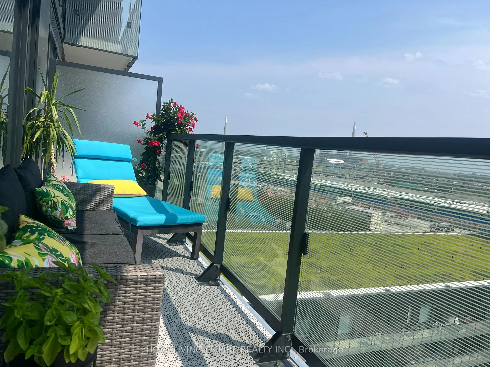 Photo 3 of Unit N901, 35 Rolling Mills Road, Toronto, Waterfront Communities — HOMEH