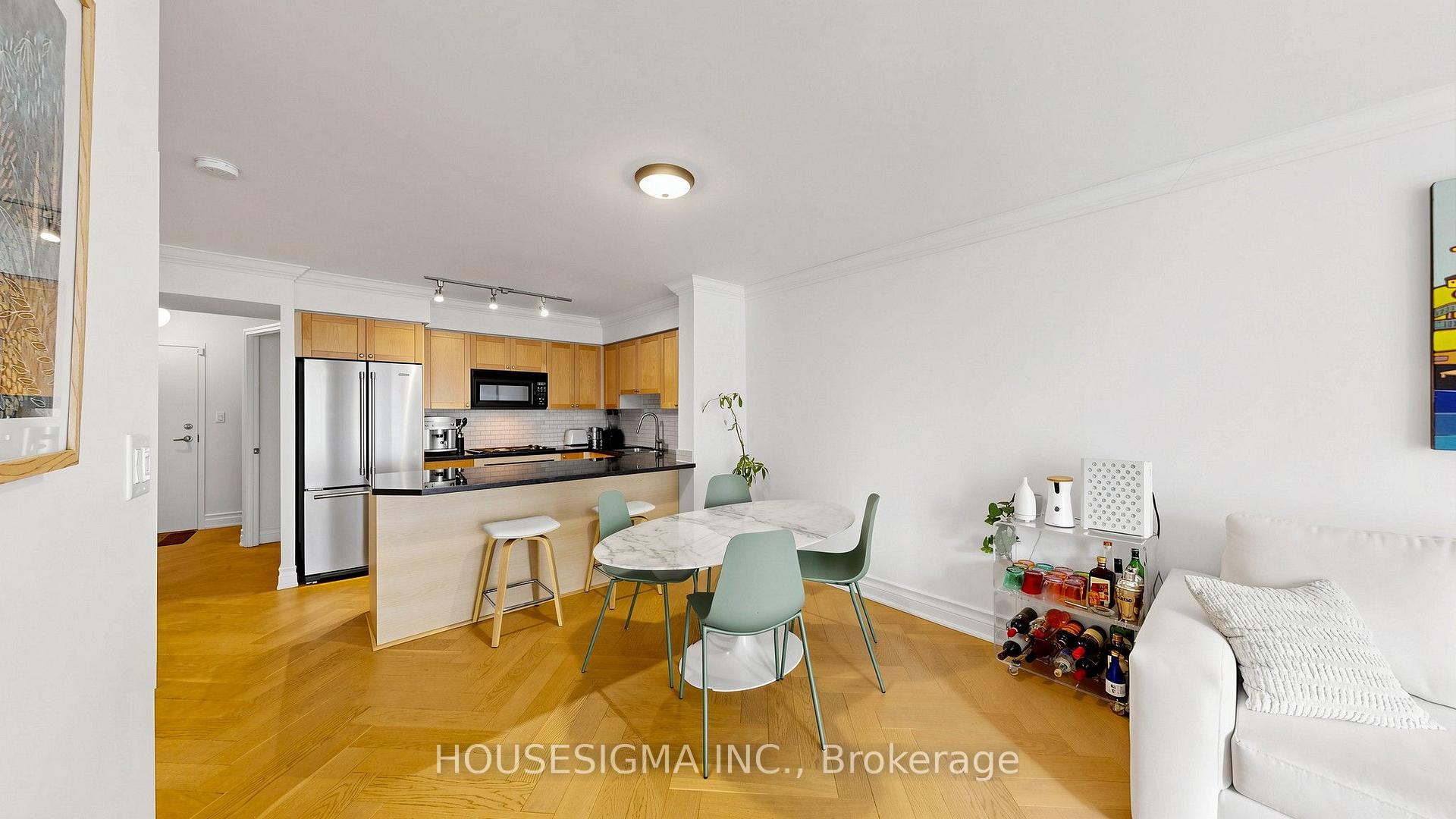 Photo 4 of Unit 615, 1000 King Street W, Toronto, Niagara — HOMEH