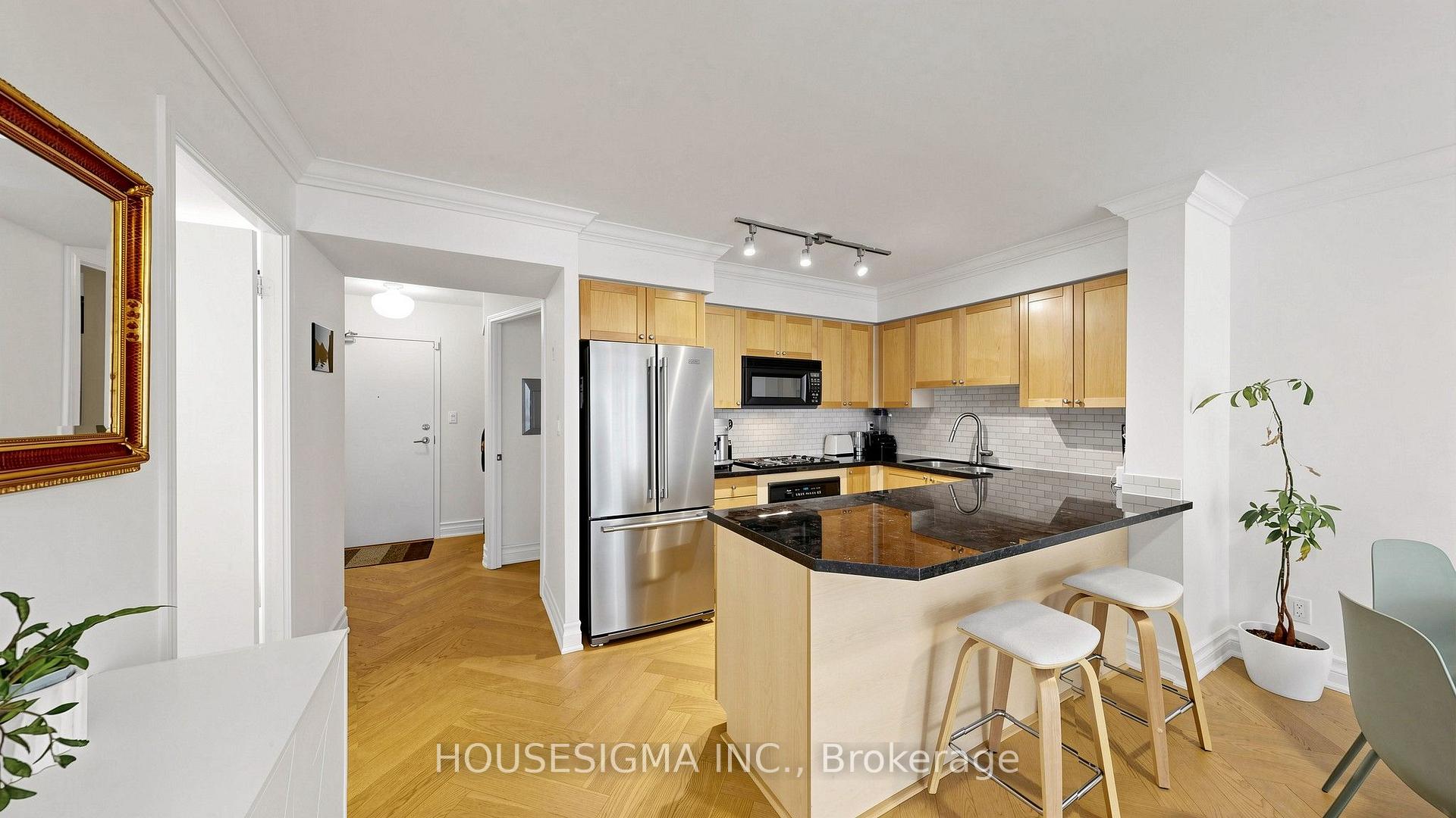 Photo 6 of Unit 615, 1000 King Street W, Toronto, Niagara — HOMEH