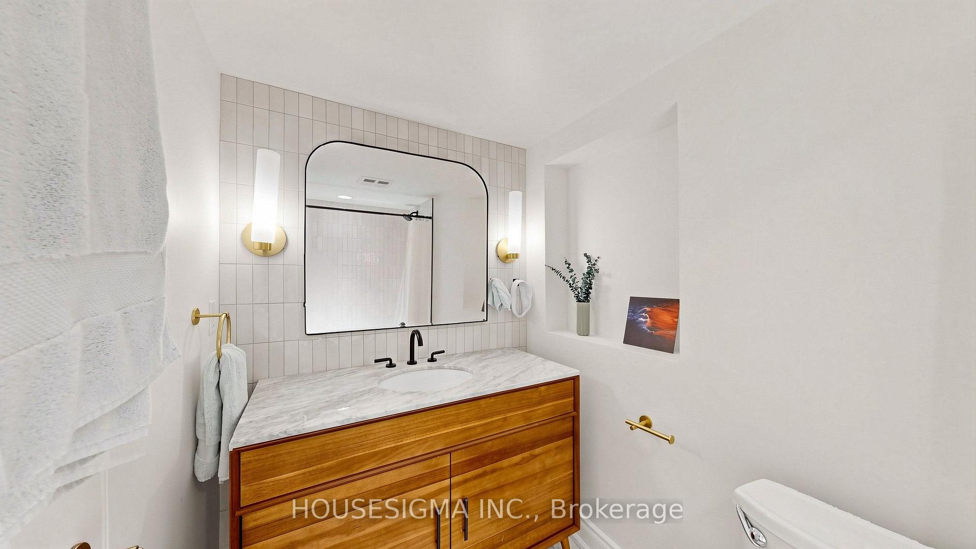 Photo 10 of Unit 615, 1000 King Street W, Toronto, Niagara — HOMEH