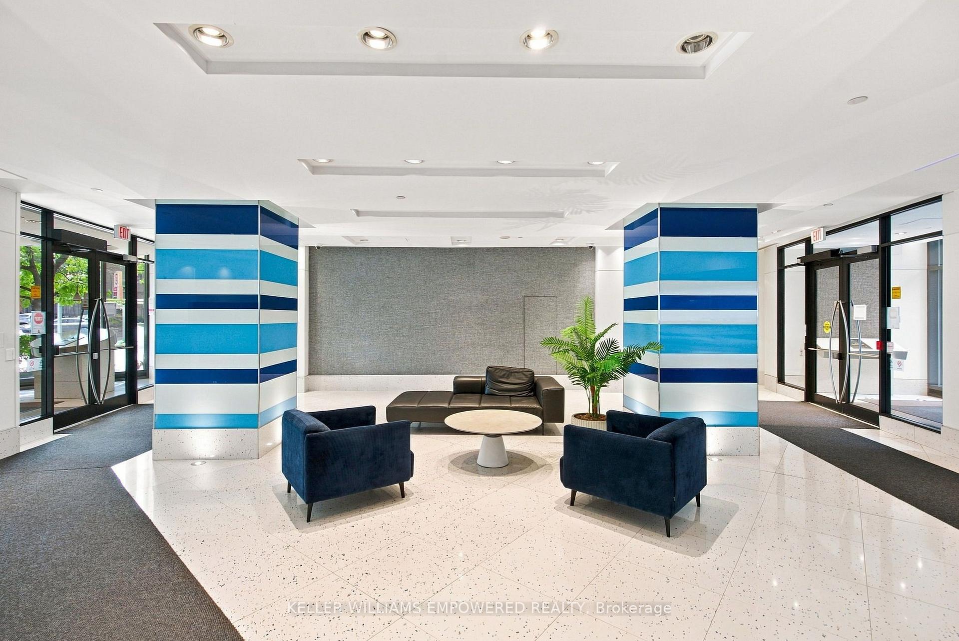 Photo 8 of Unit 1002, 600 Fleet Street, Toronto, Niagara — HOMEH
