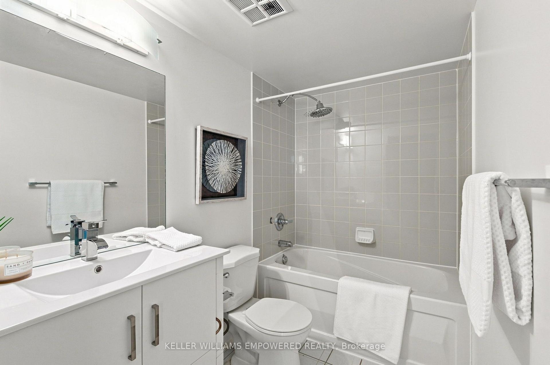 Photo 25 of Unit 1002, 600 Fleet Street, Toronto, Niagara — HOMEH