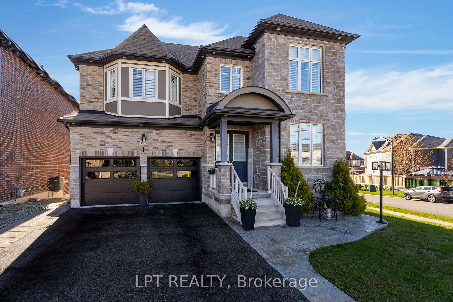 Photo 2 of 1333 Harrington Street, Innisfil, Lefroy — HOMEH