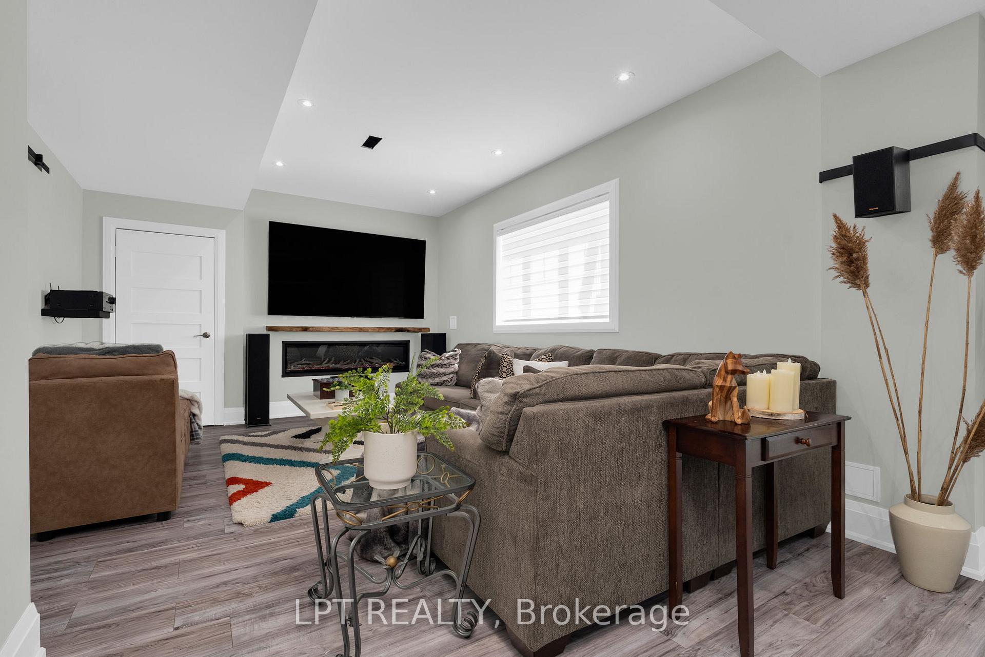 Photo 31 of 1333 Harrington Street, Innisfil, Lefroy — HOMEH