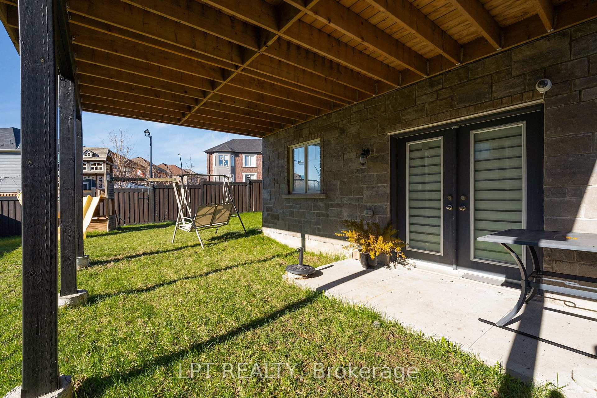 Photo 38 of 1333 Harrington Street, Innisfil, Lefroy — HOMEH