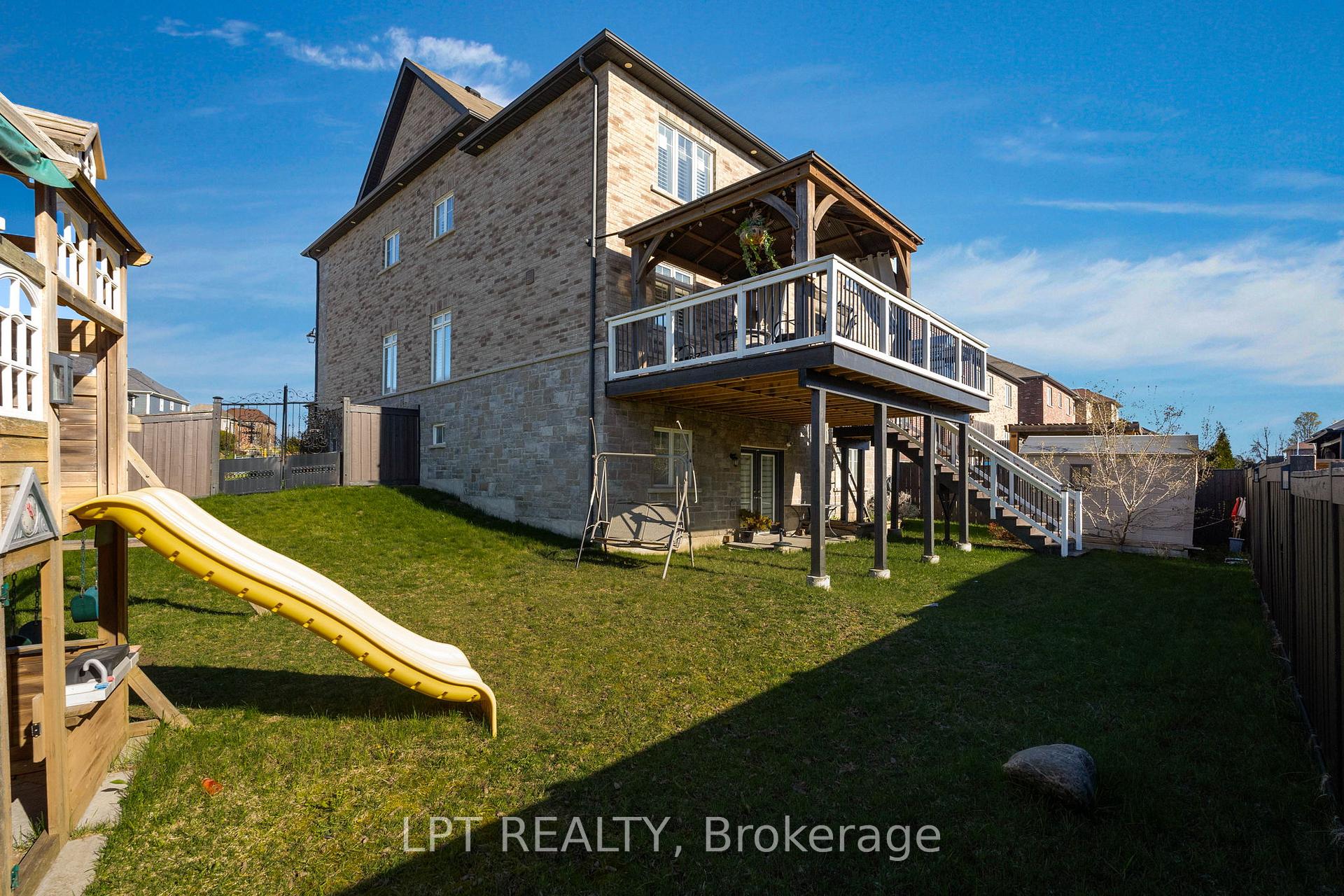 Photo 39 of 1333 Harrington Street, Innisfil, Lefroy — HOMEH