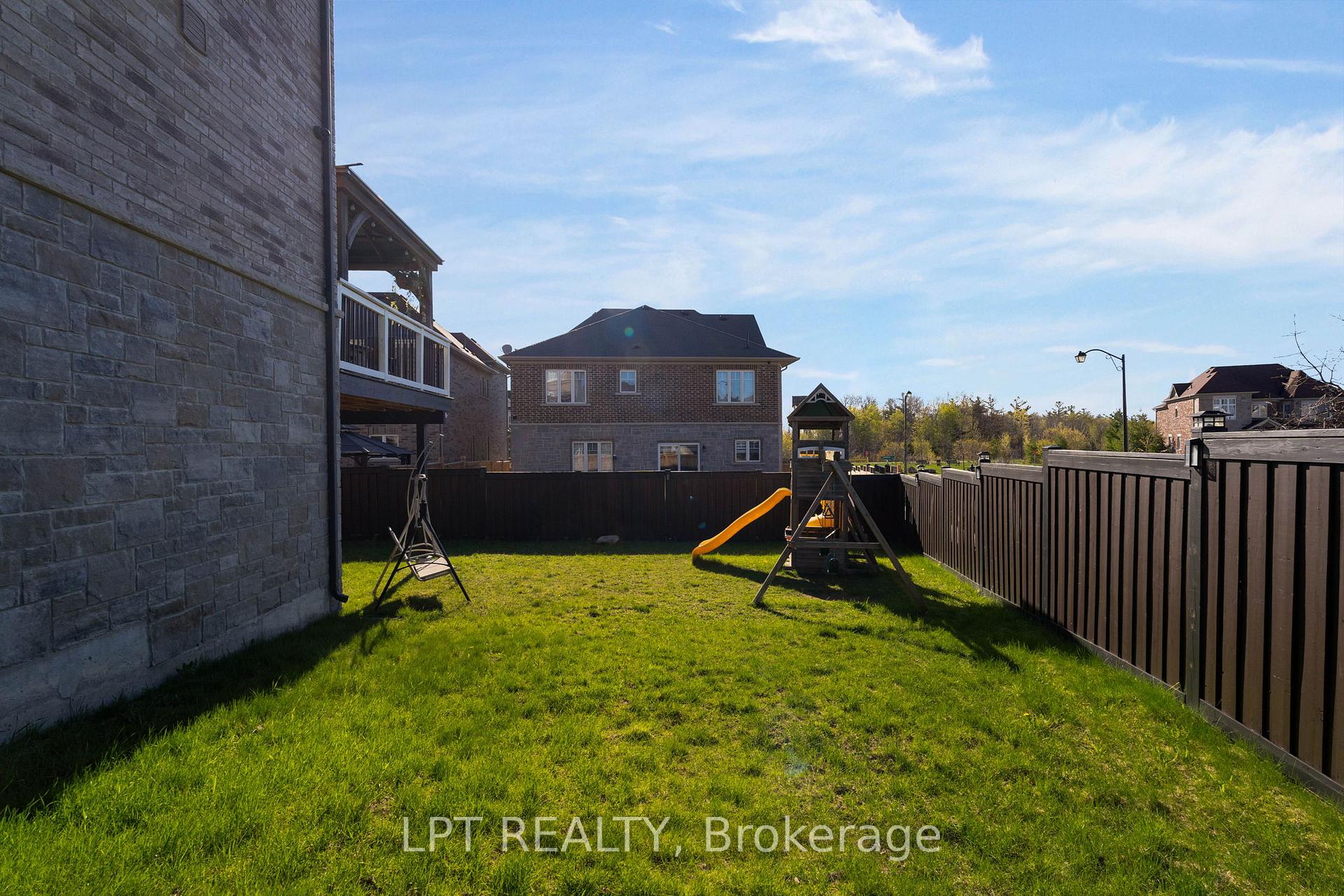 Photo 41 of 1333 Harrington Street, Innisfil, Lefroy — HOMEH