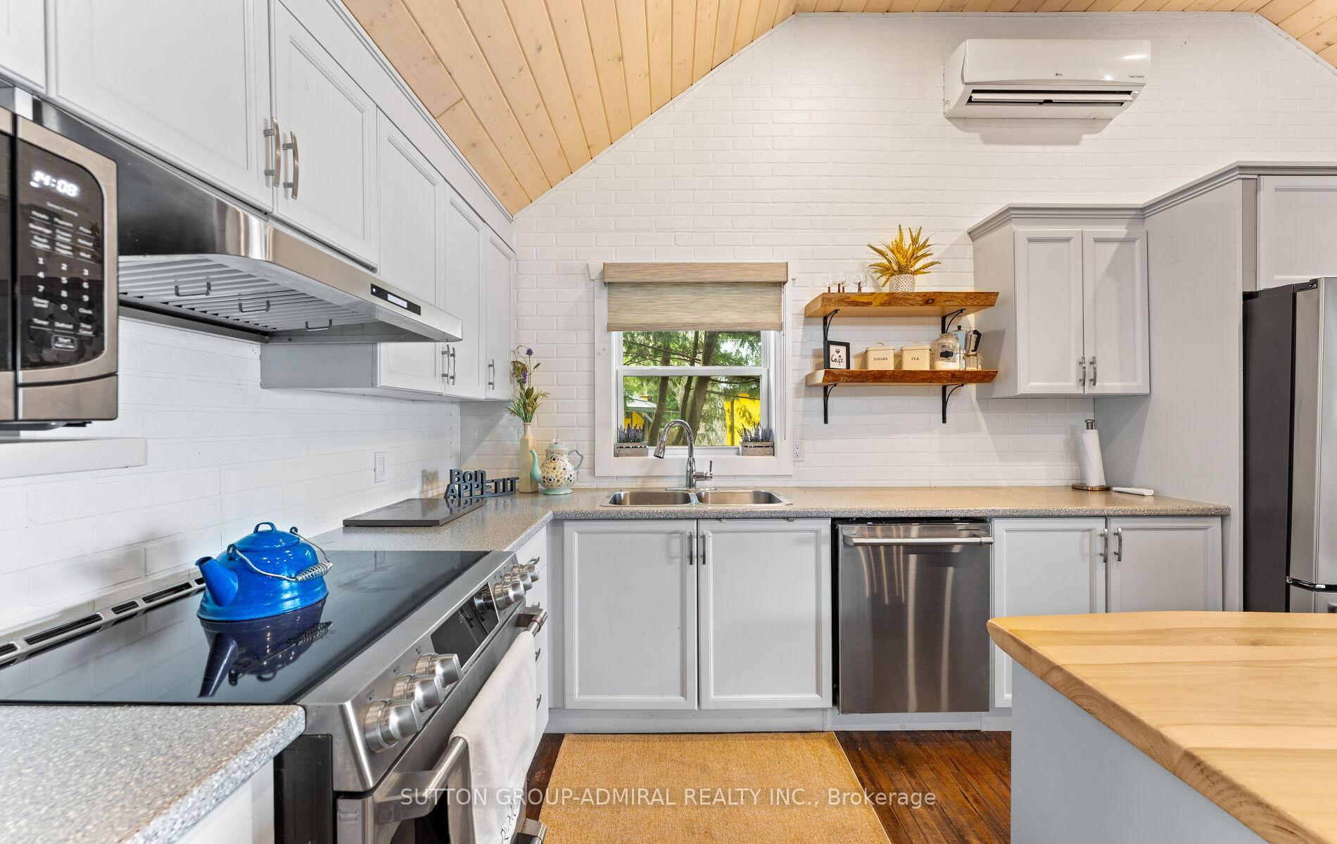 Photo 12 of 309 Avery Point Road, Kawartha Lakes, Carden — HOMEH