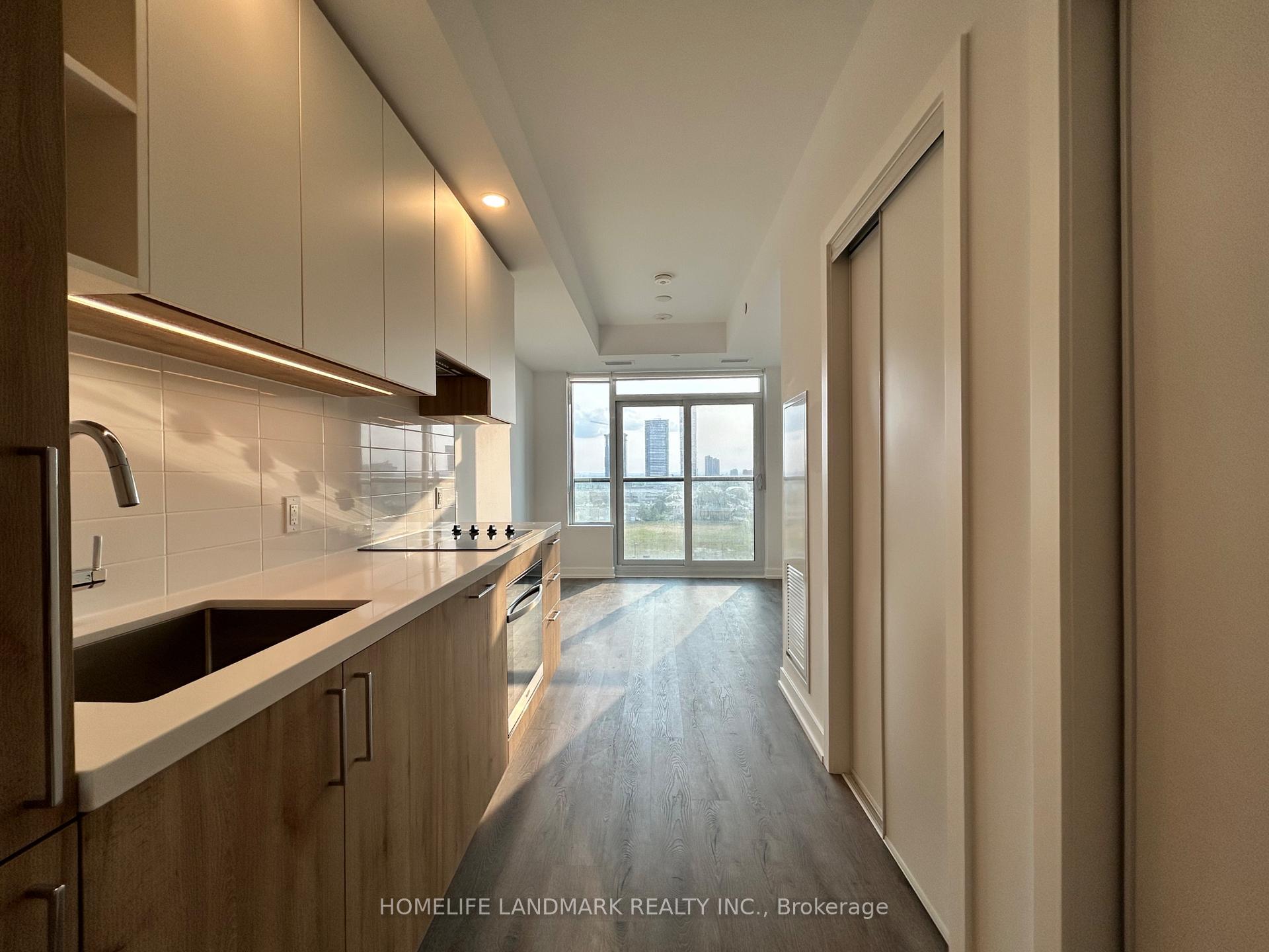 Photo 1 of Unit 803, 21 Meadowdale Road, Vaughan, Vaughan Corporate Centre — HOMEH
