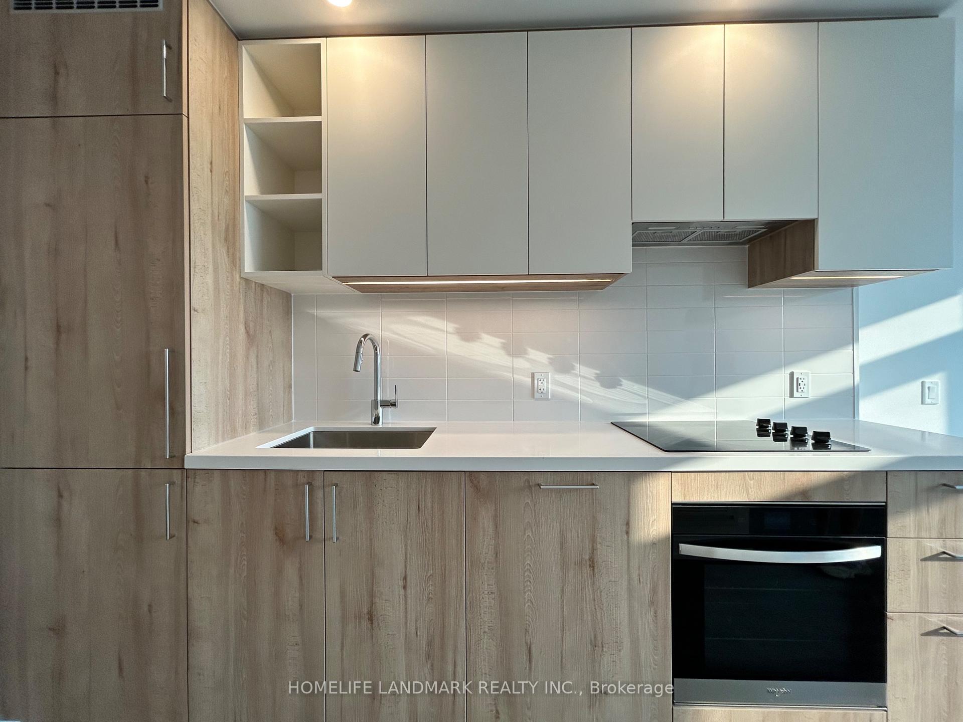 Photo 2 of Unit 803, 21 Meadowdale Road, Vaughan, Vaughan Corporate Centre — HOMEH