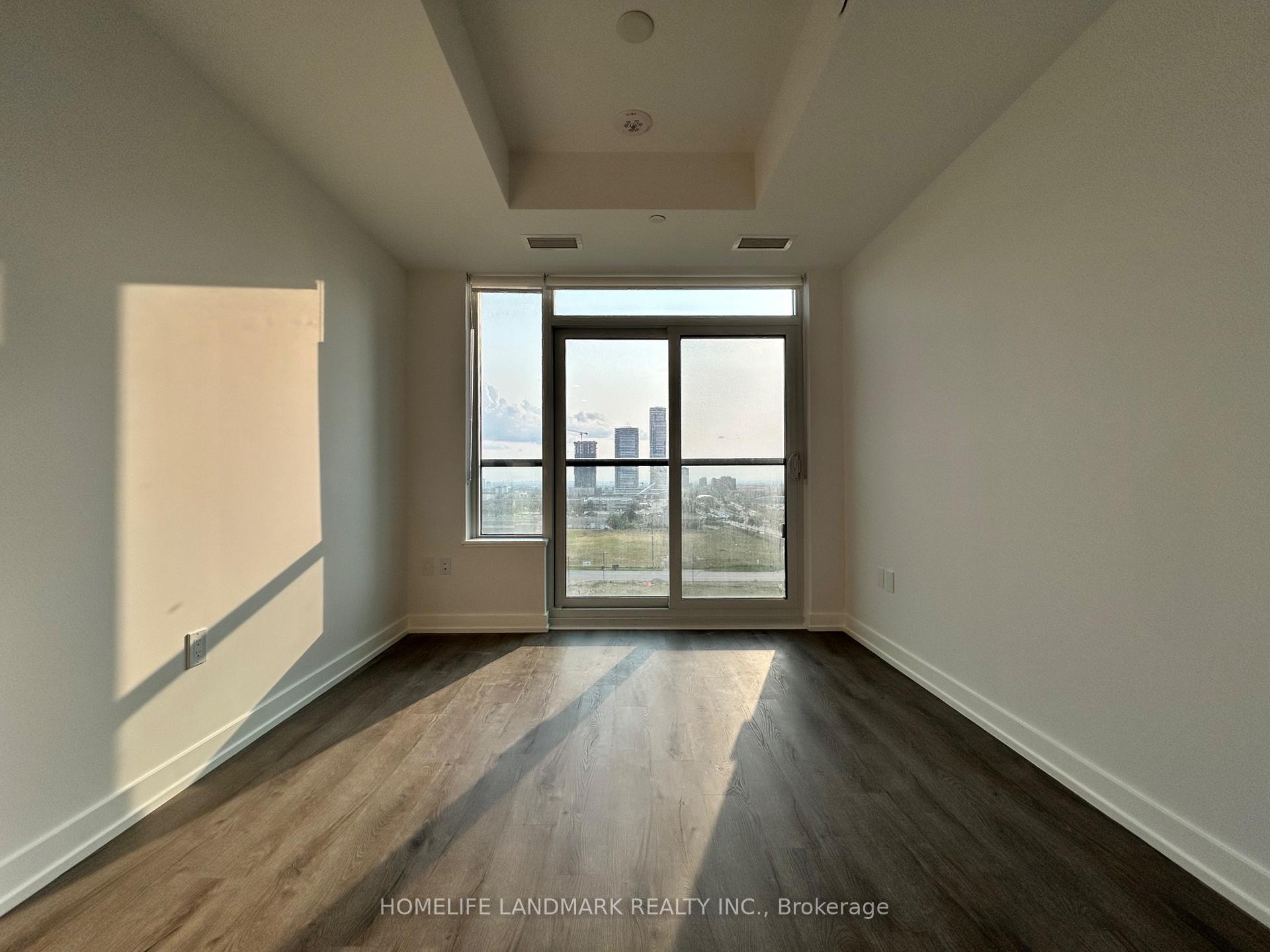 Photo 3 of Unit 803, 21 Meadowdale Road, Vaughan, Vaughan Corporate Centre — HOMEH