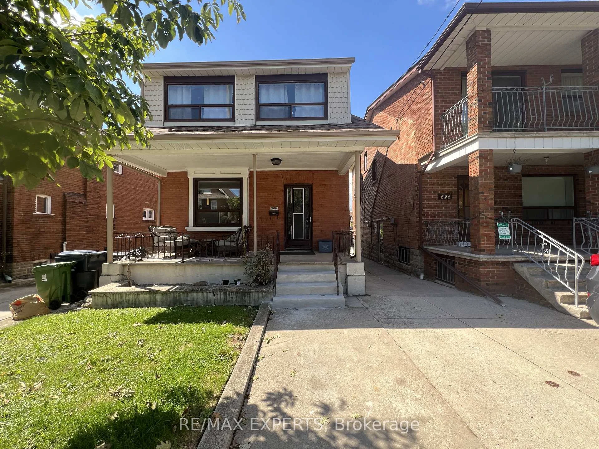 Front of Unit 2nd Floor, 366 Lauder Avenue