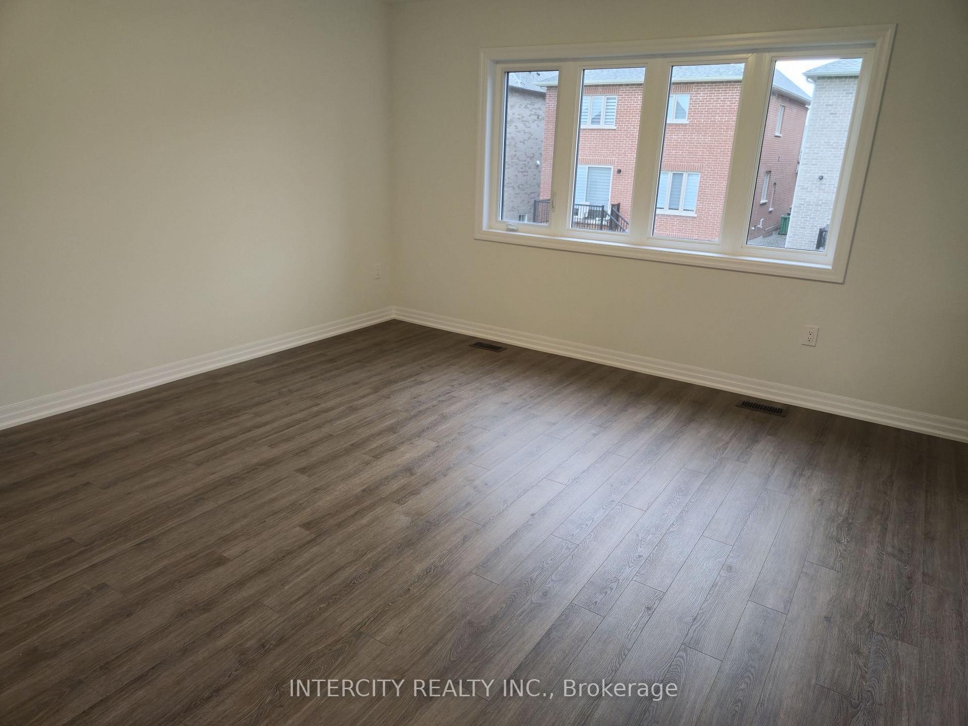 Photo 13 of Unit Upper, 45 Pembrook Street, Caledon, Bolton East — HOMEH
