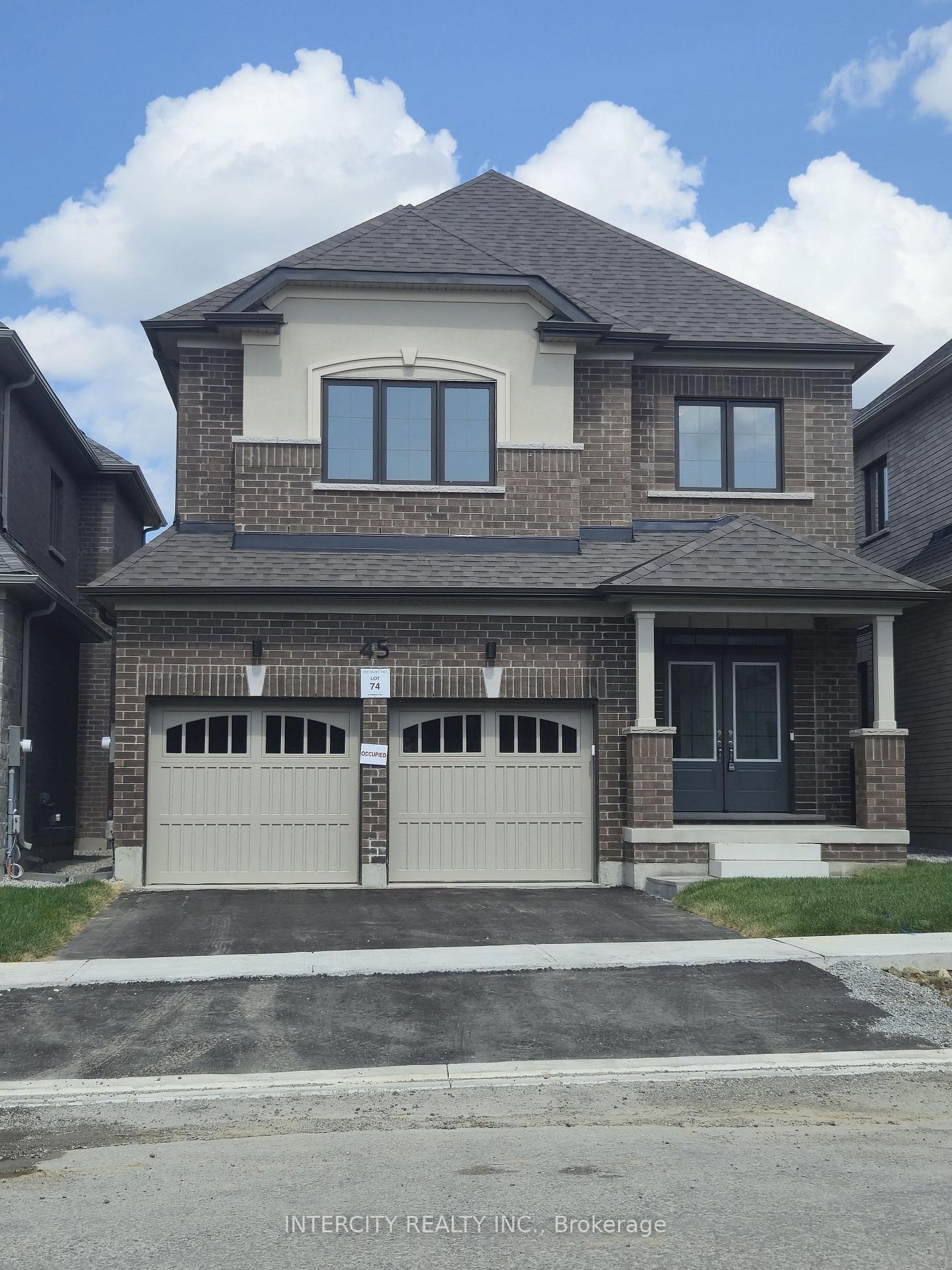 Photo 2 of Unit Upper, 45 Pembrook Street, Caledon, Bolton East — HOMEH