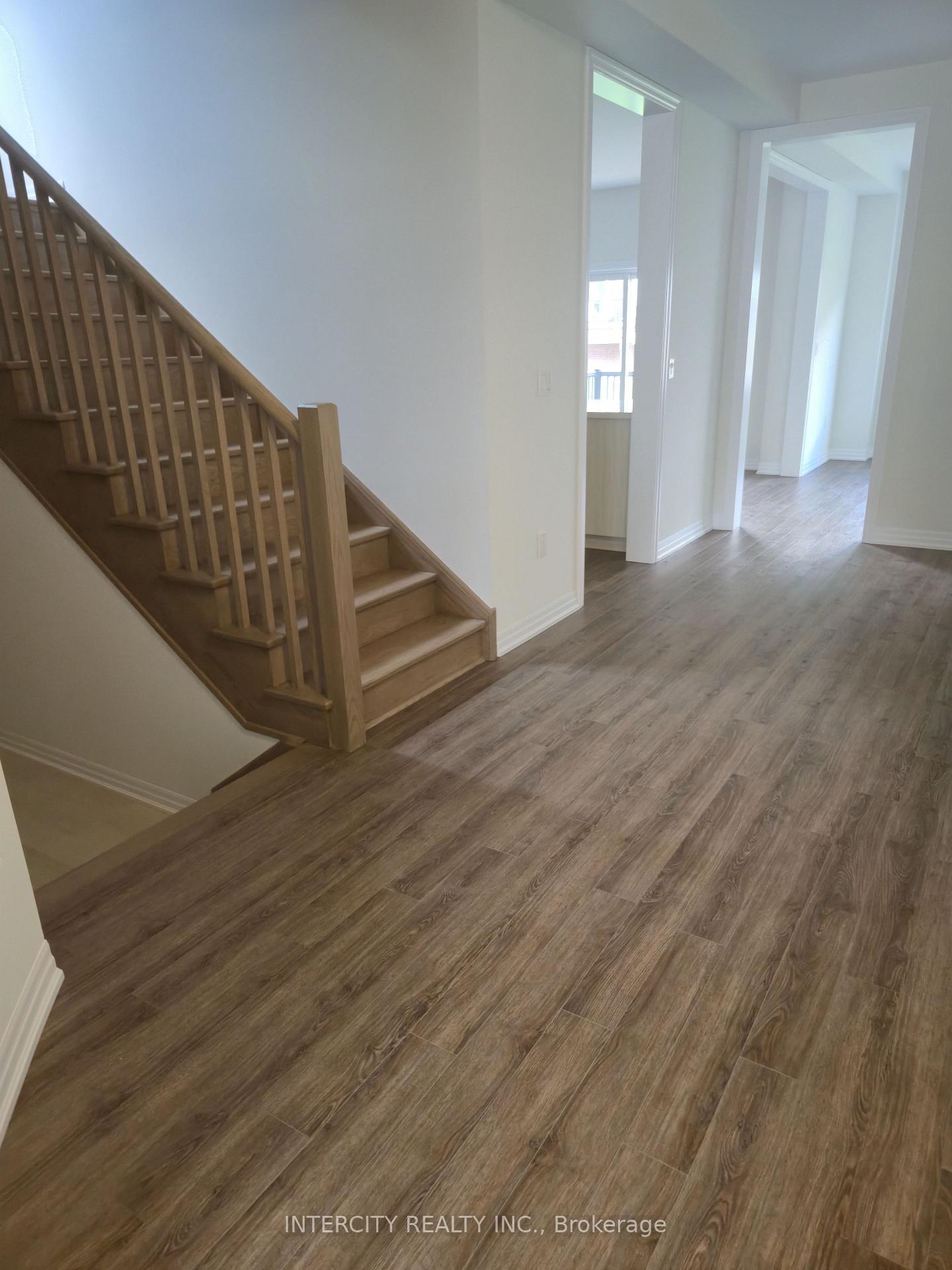 Photo 17 of Unit Upper, 45 Pembrook Street, Caledon, Bolton East — HOMEH