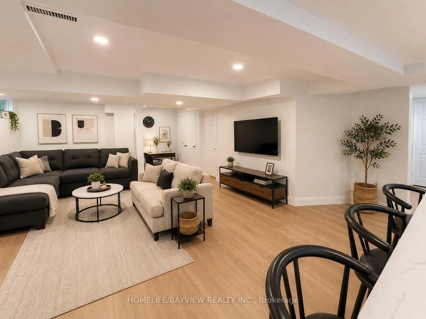 Photo 11 of 115 Newport Square, Vaughan, Uplands — HOMEH