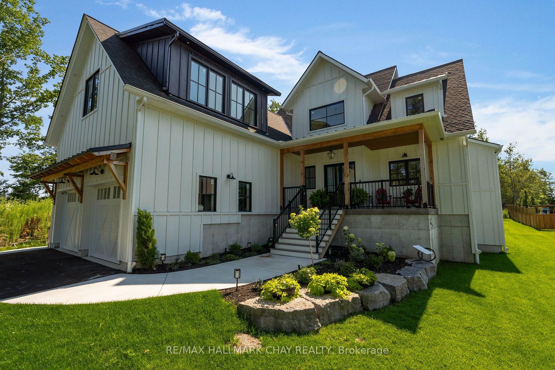 Photo 2 of 25 Heatherwood Drive, Springwater, Midhurst — HOMEH