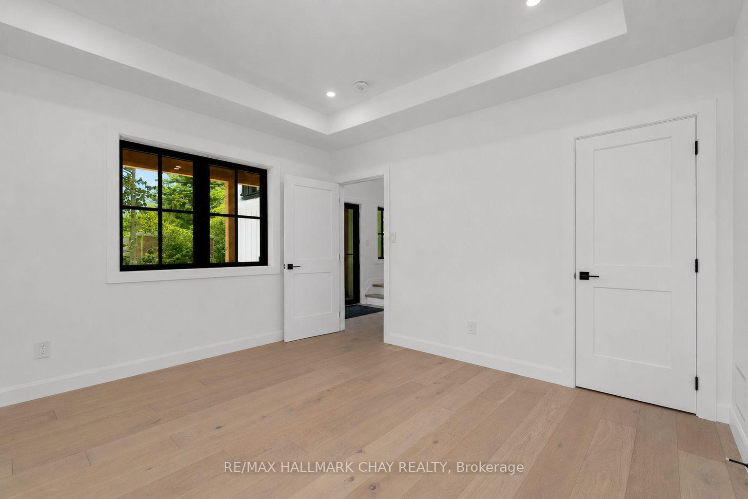 Photo 28 of 25 Heatherwood Drive, Springwater, Midhurst — HOMEH